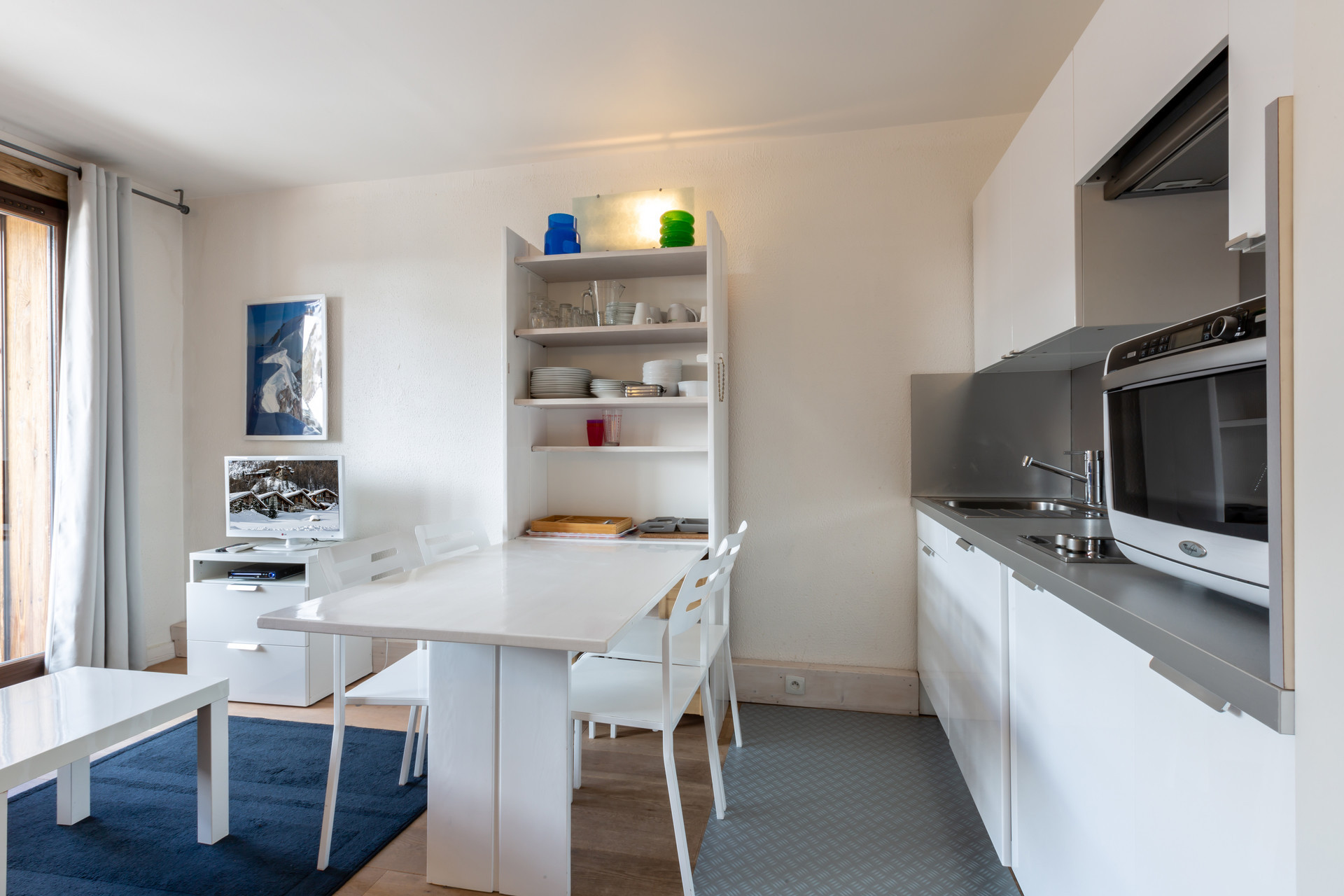 _lv_images__lot_0002340053_02_1458288