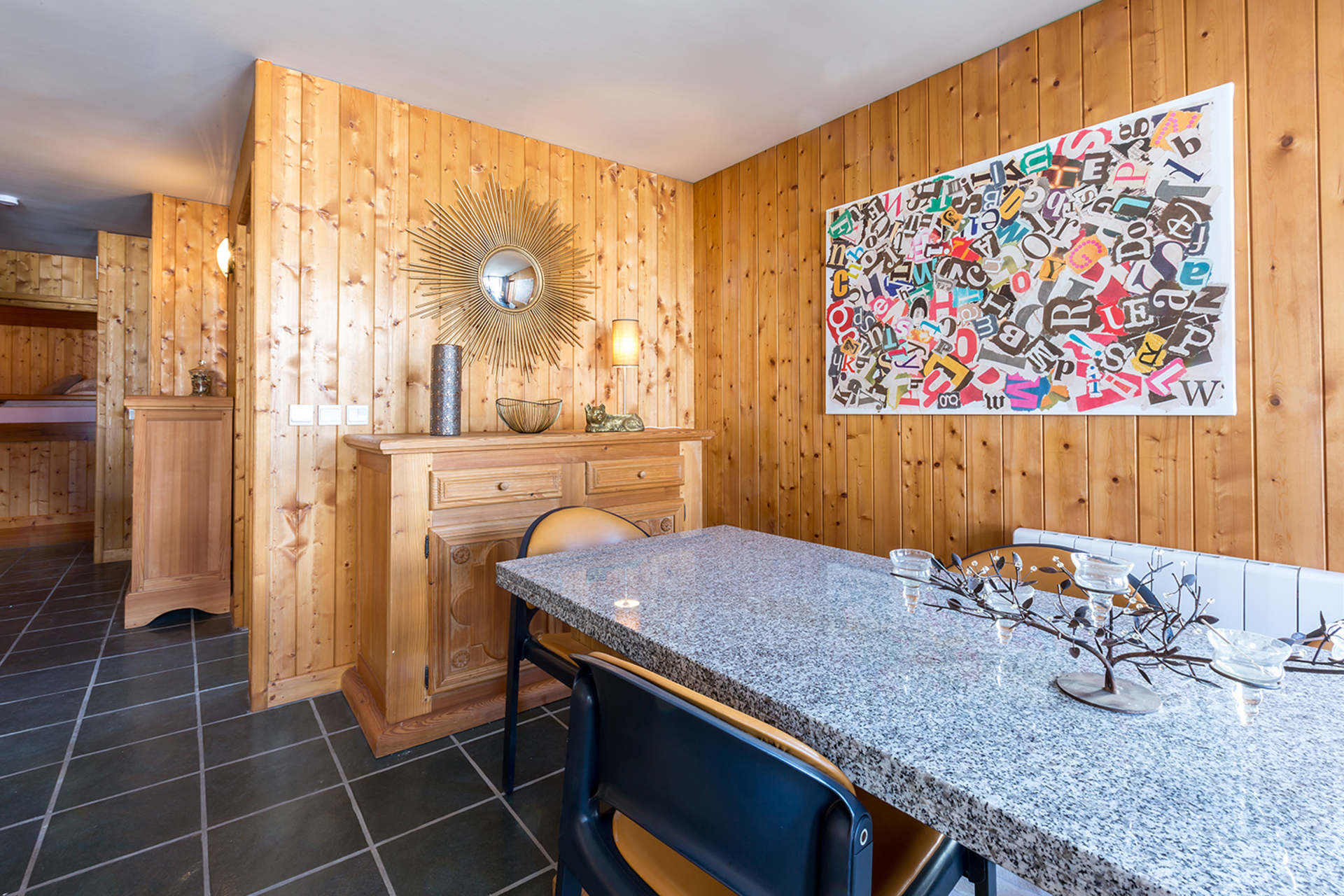 _lv_images__lot_0002340066_04_1455646