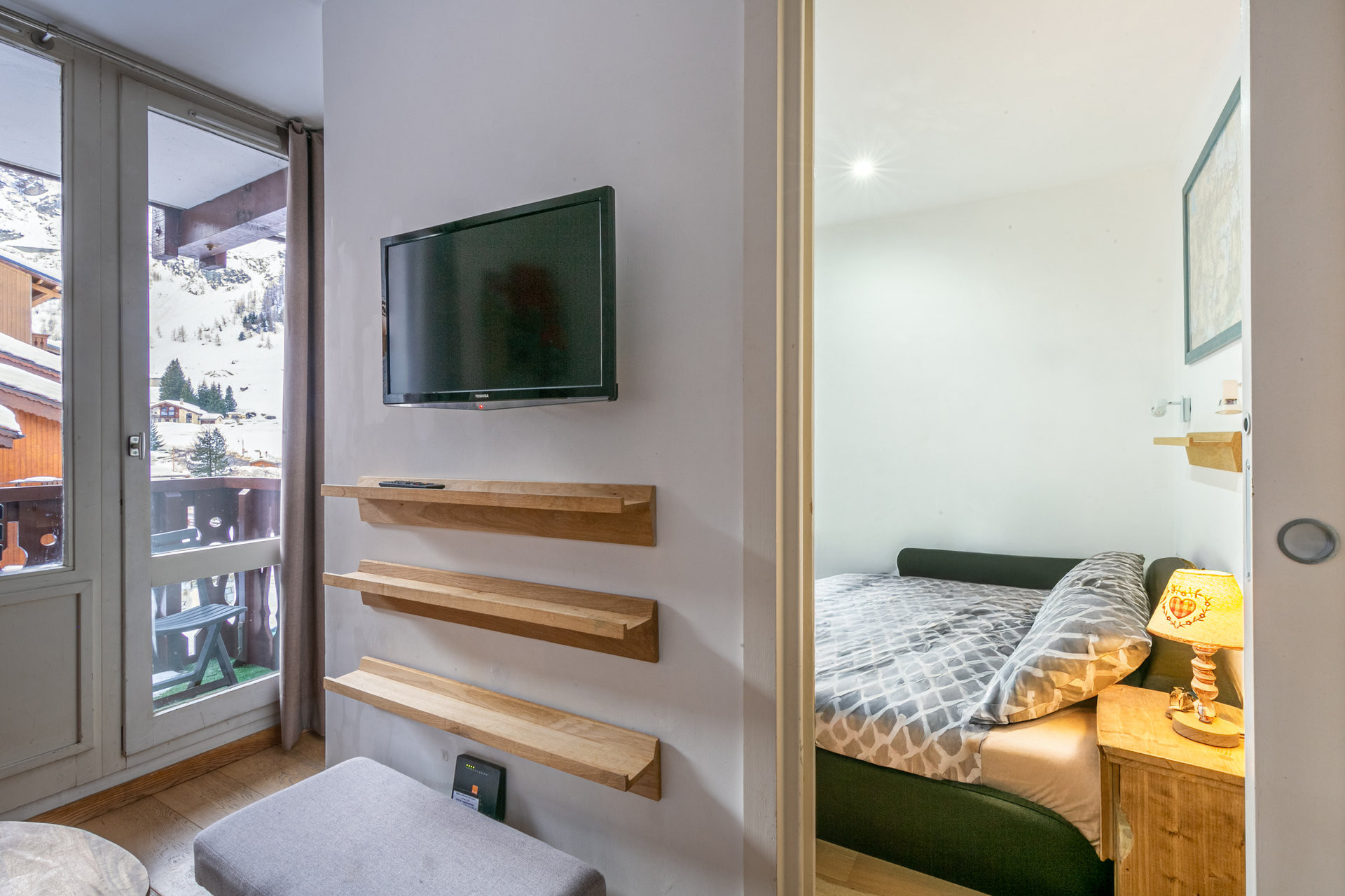 _lv_images__lot_0002340111_07_1458278