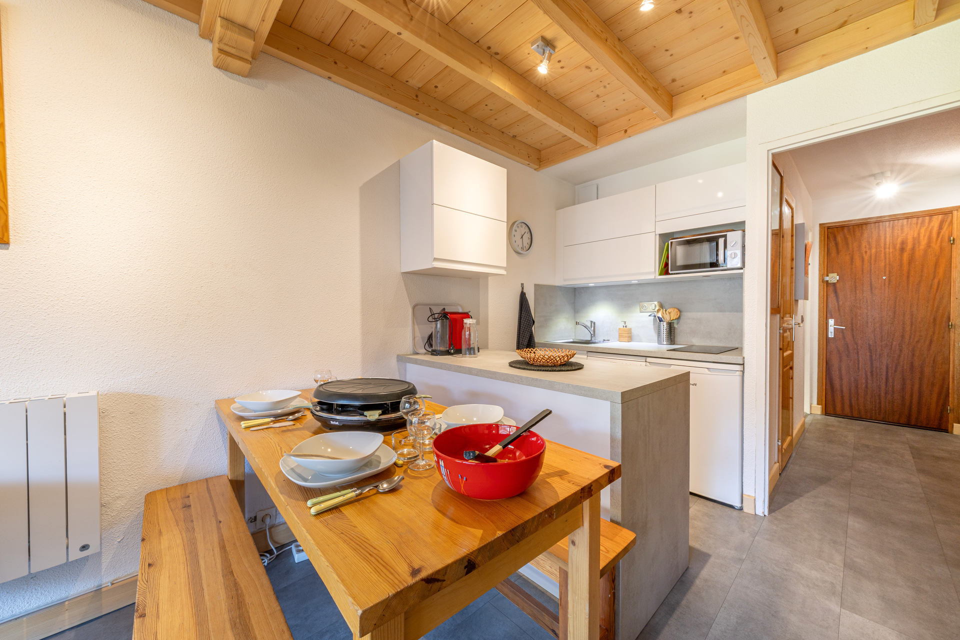 _lv_images__lot_0002340138_04_1457513