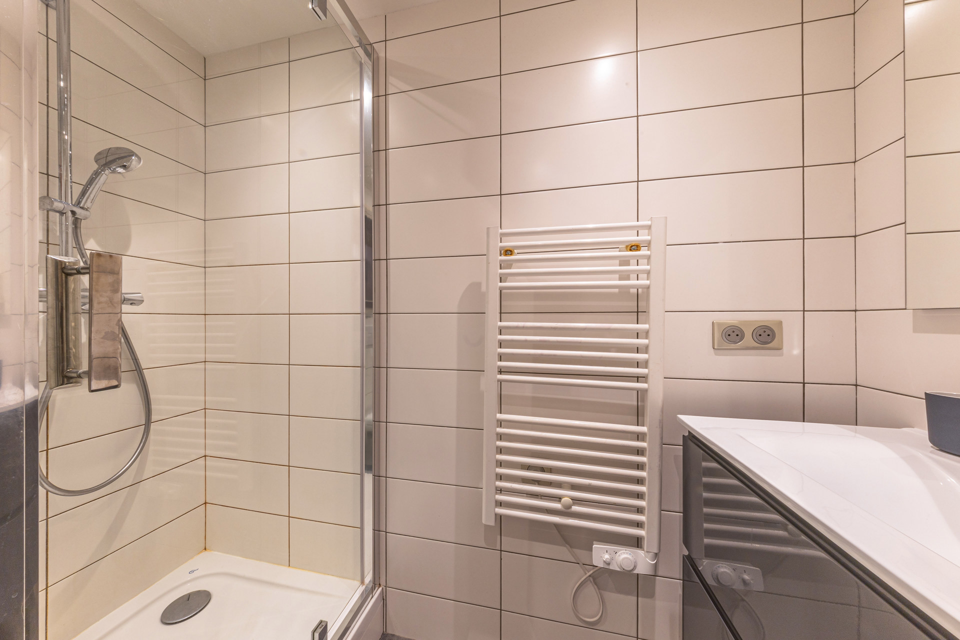 _lv_images__lot_0002340138_10_1457519