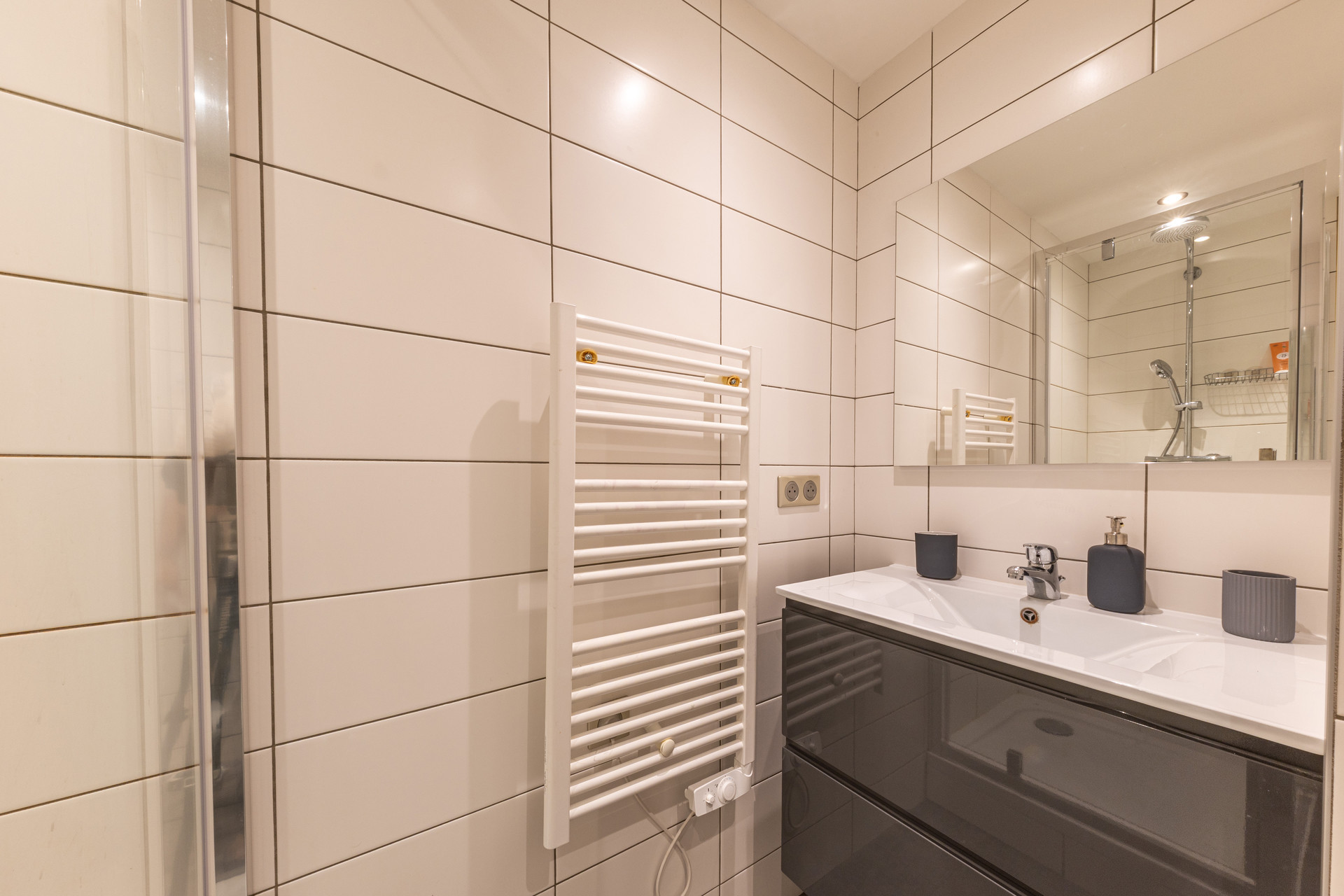 _lv_images__lot_0002340138_13_1457522