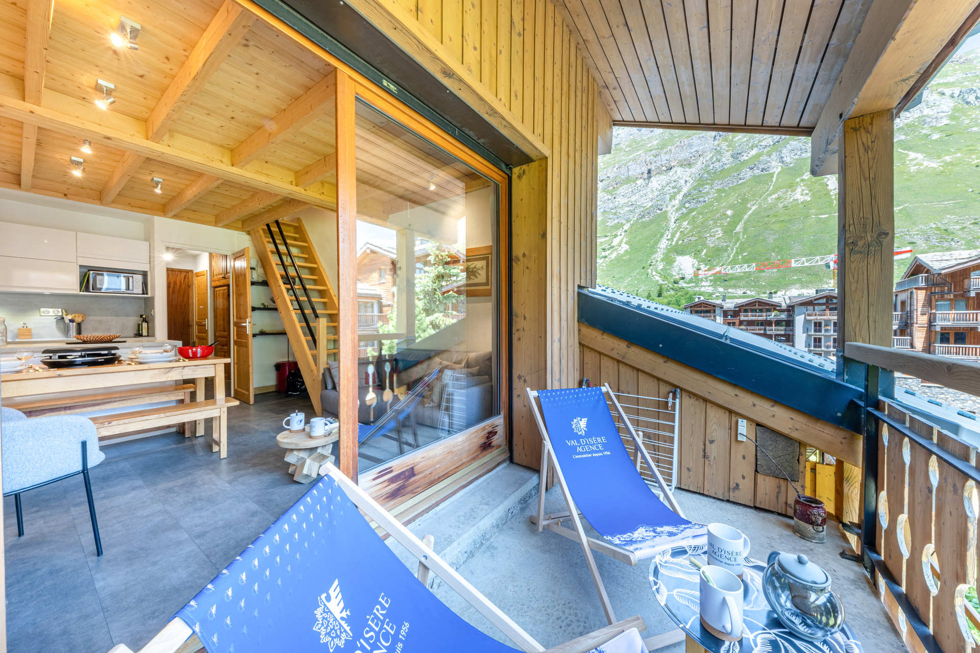 _lv_images__lot_0002340138_15_1457524