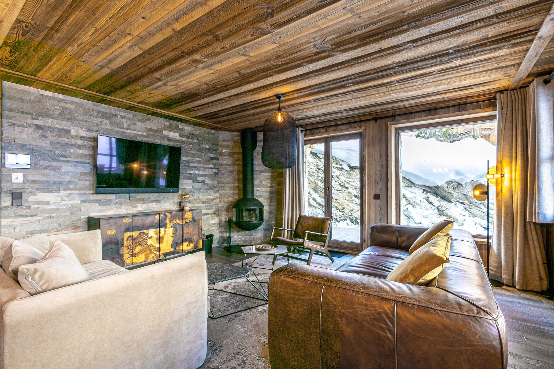 _lv_images__lot_0002340166_01_1454613