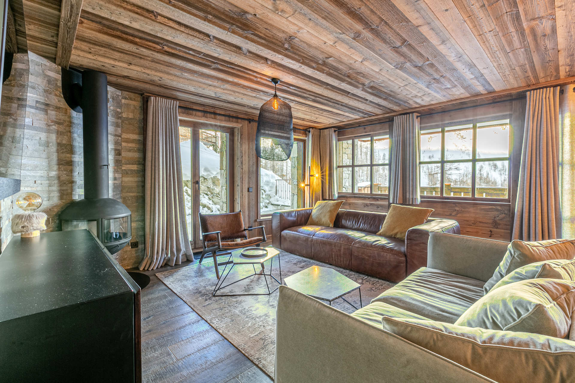 _lv_images__lot_0002340166_03_1454615