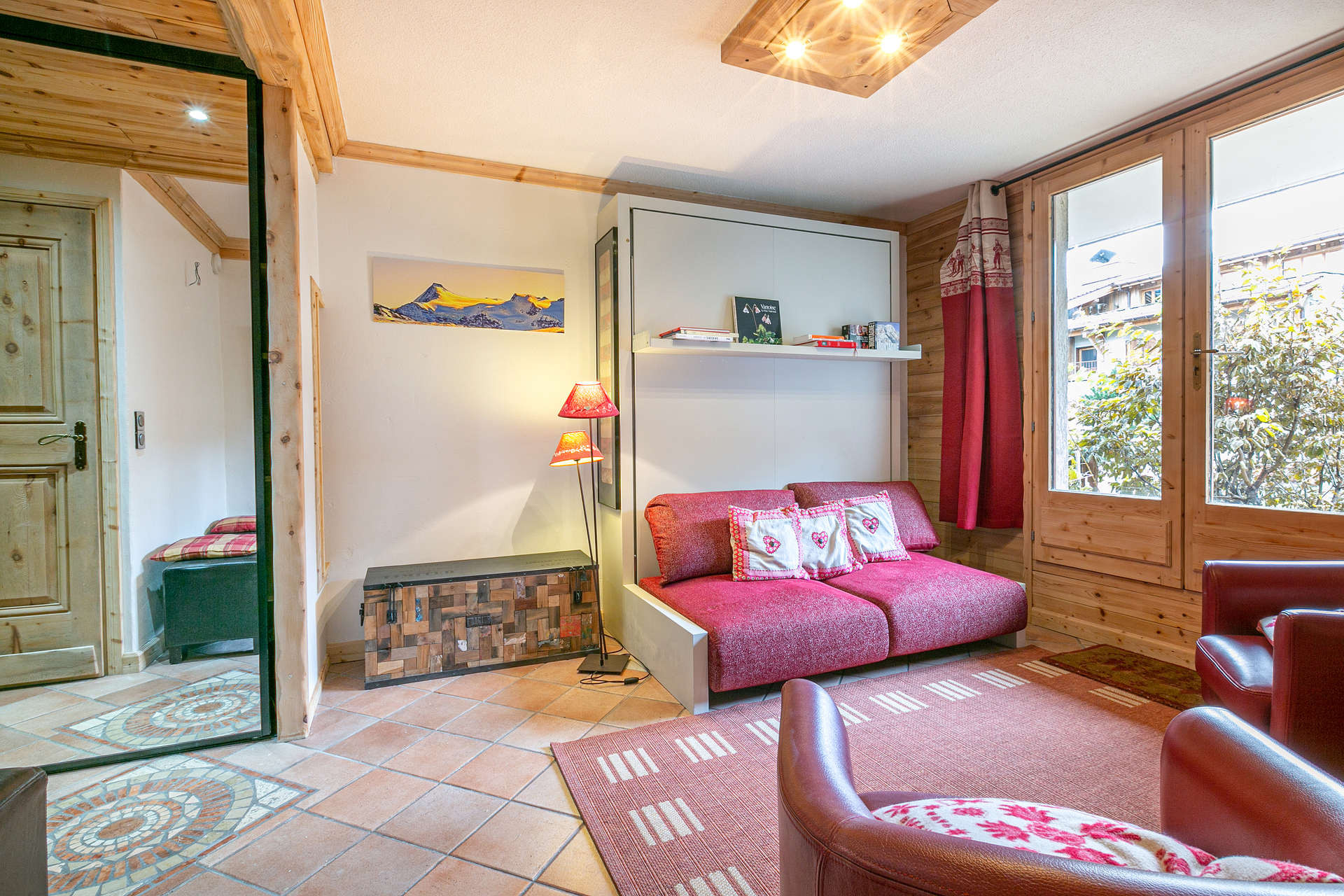 _lv_images__lot_0002340186_02_1455898