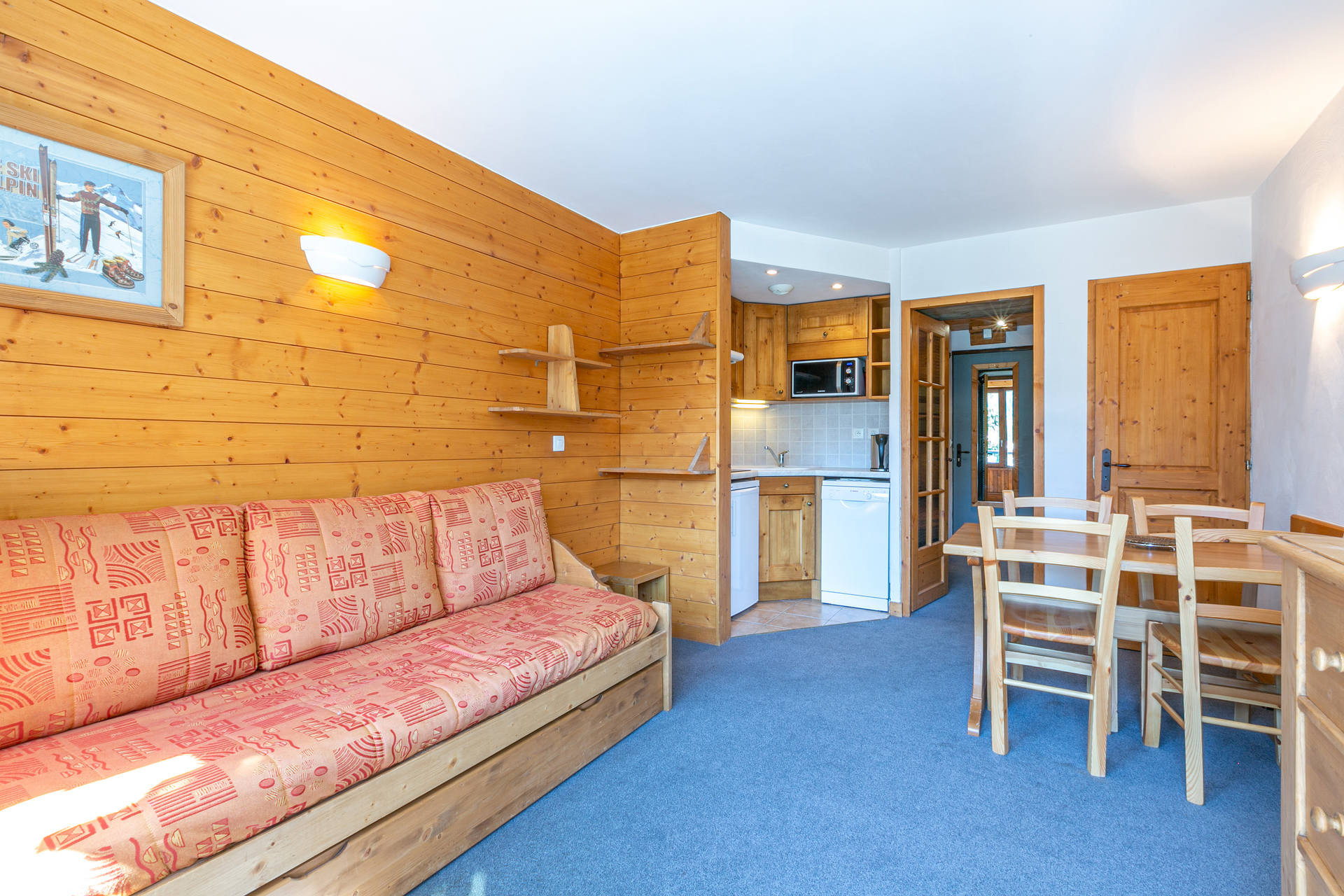 _lv_images__lot_0002340197_02_1458409