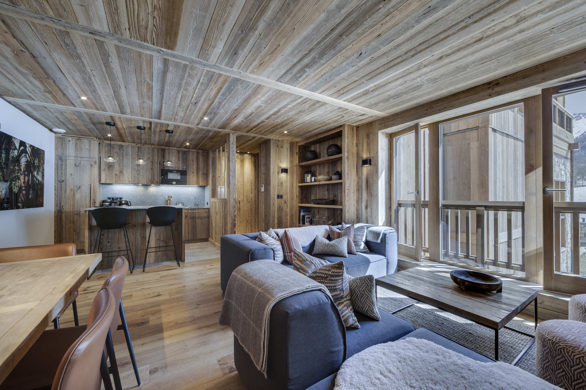 _lv_images__lot_0002340214_01_1457036