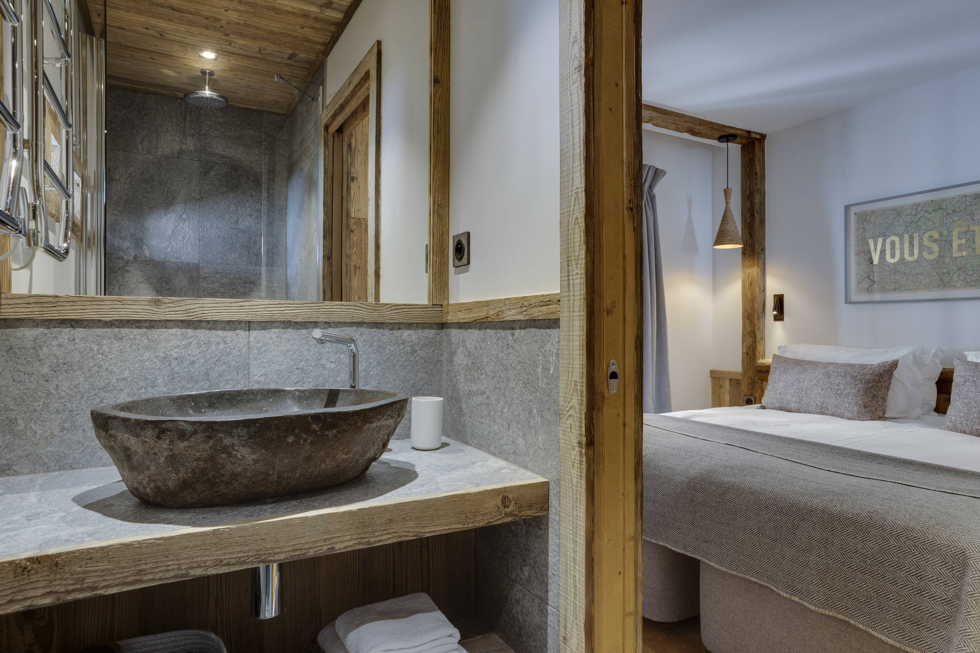 _lv_images__lot_0002340214_13_1457048