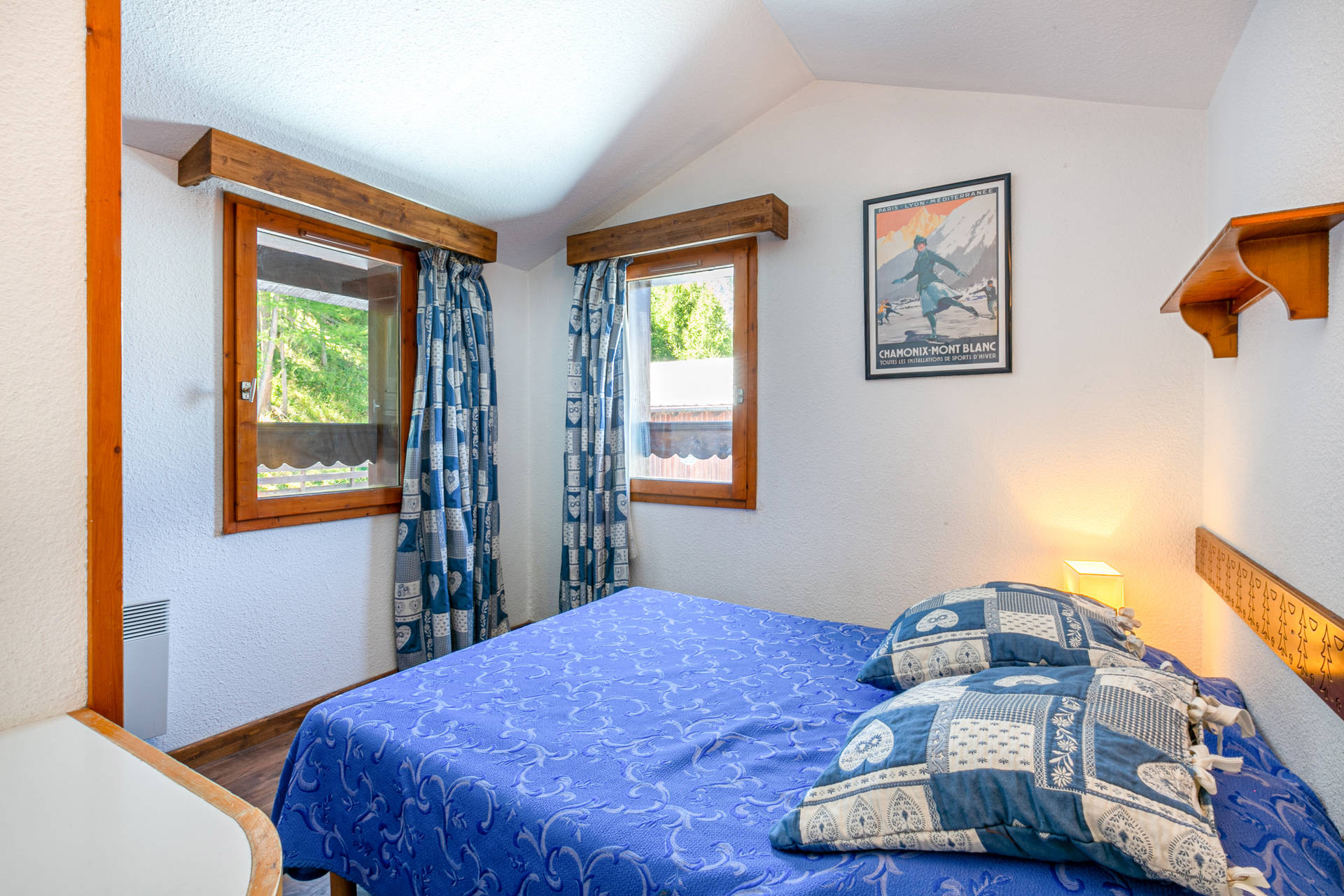 _lv_images__lot_0002340254_10_1457077