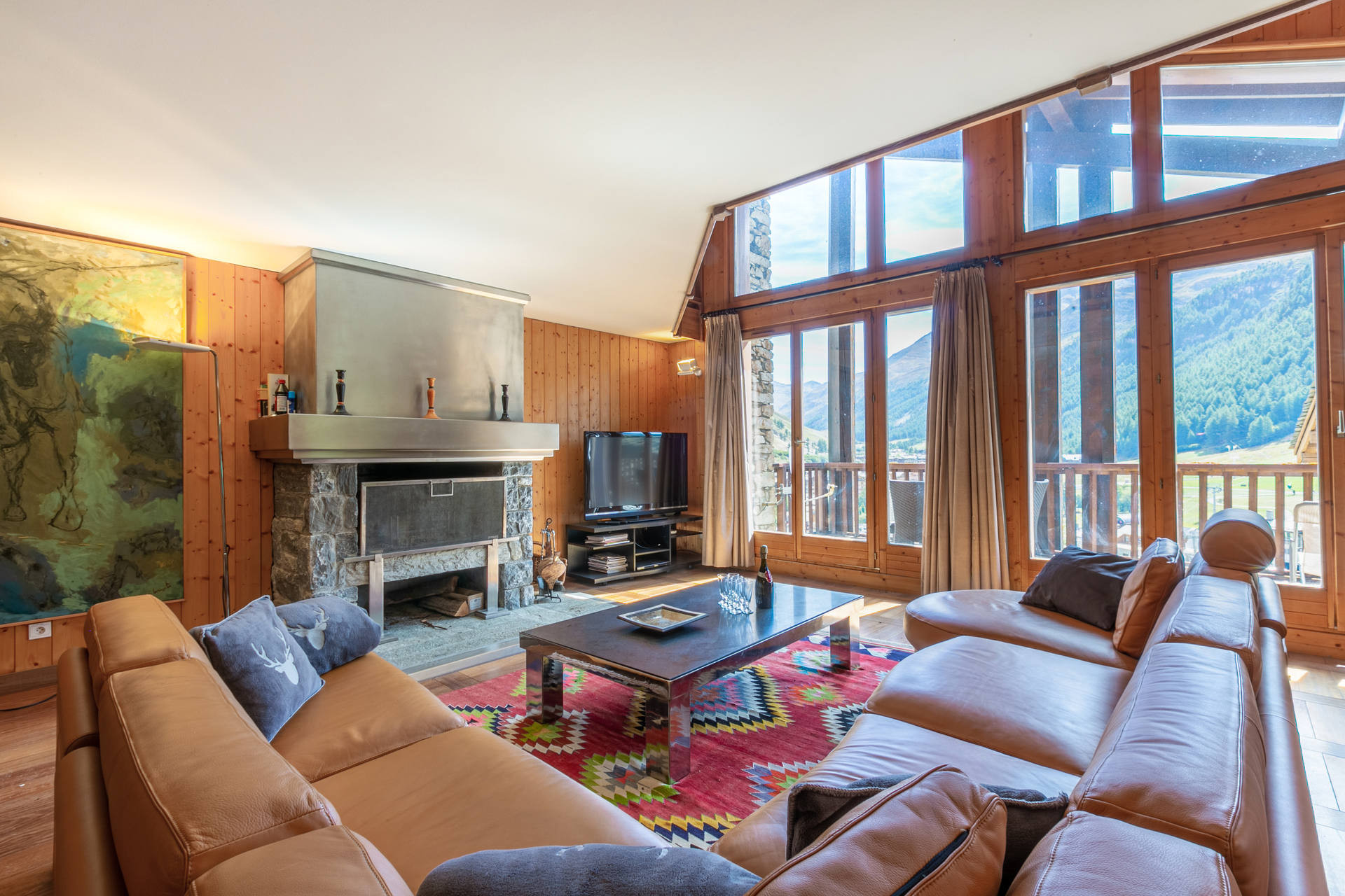 _lv_images__lot_0002340255_03_1455293