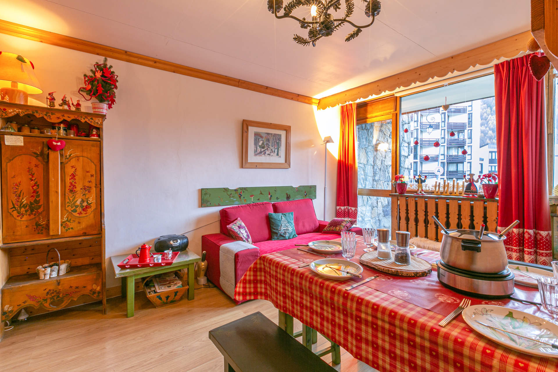 _lv_images__lot_0002340259_03_1455660