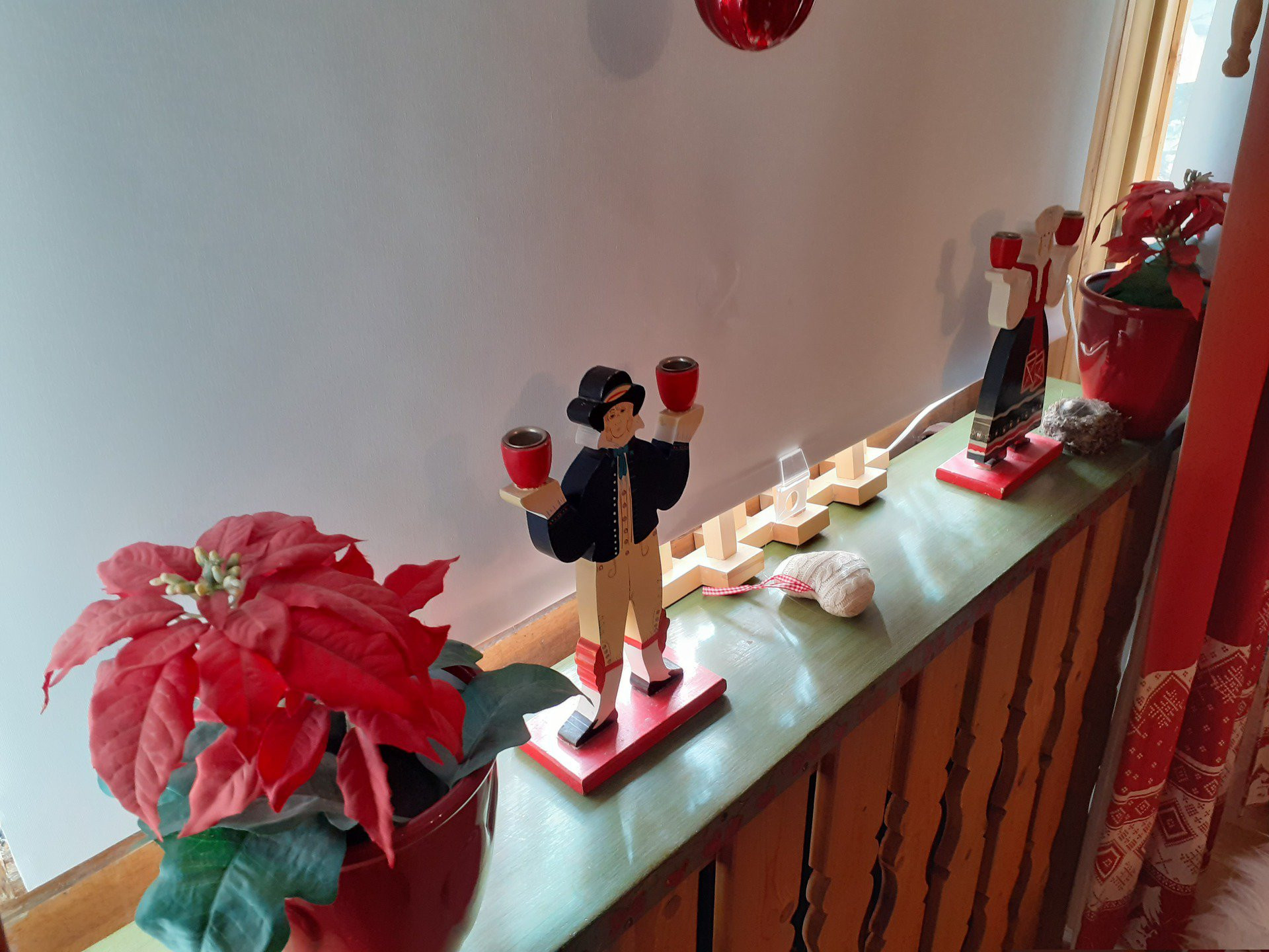 _lv_images__lot_0002340259_15_1455672