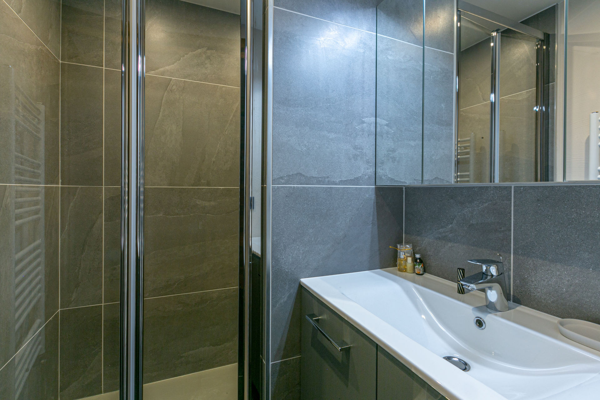 _lv_images__lot_0002340264_13_1457401