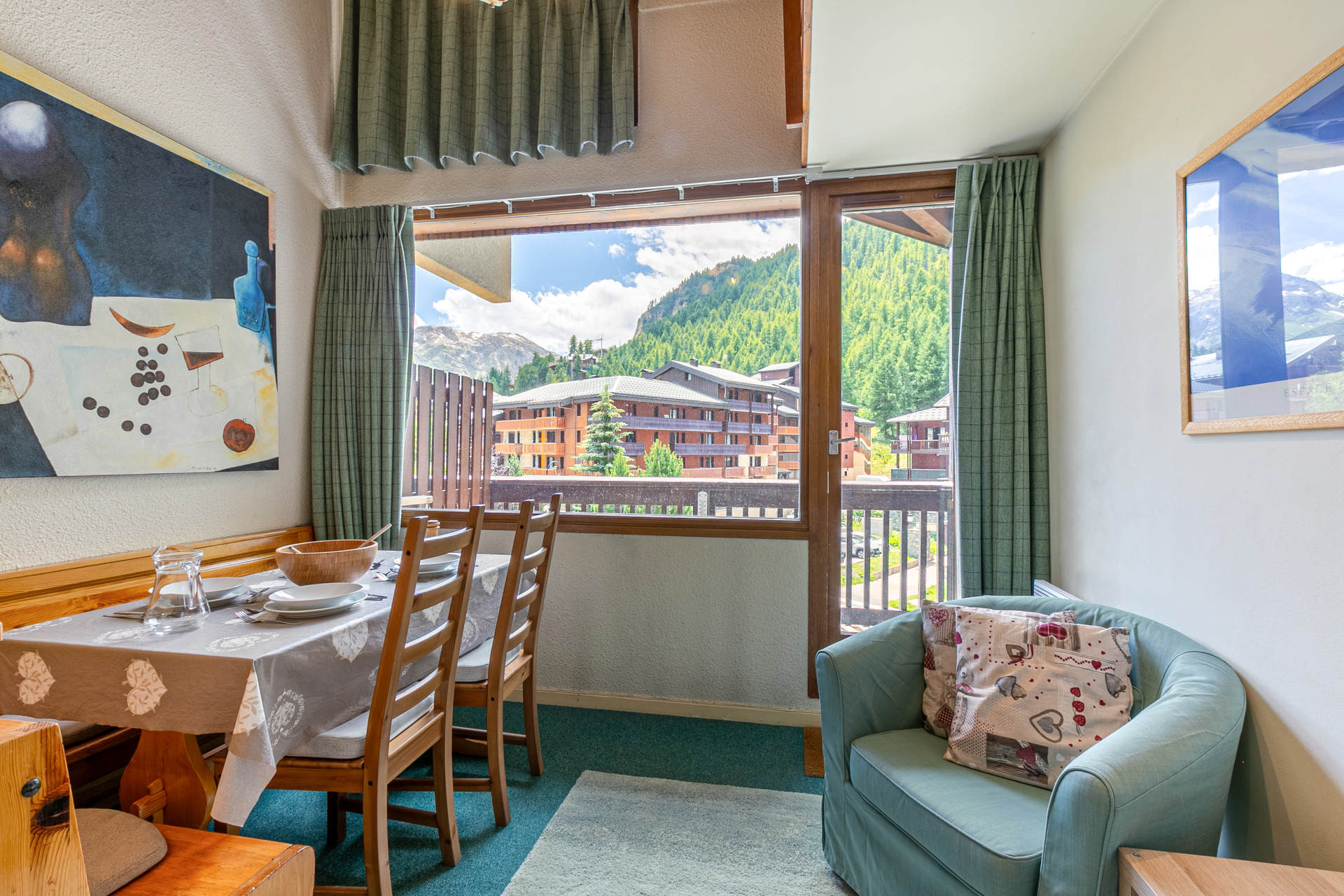 _lv_images__lot_0002340265_01_1455852