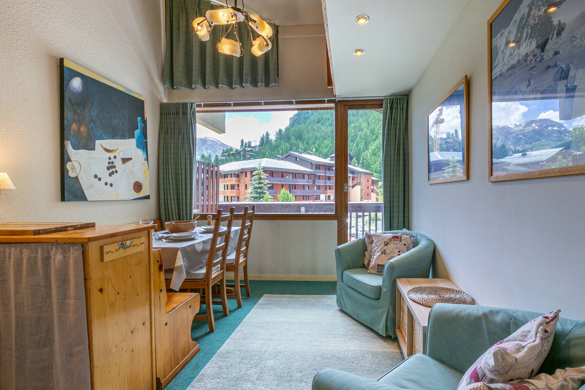 _lv_images__lot_0002340265_03_1455854