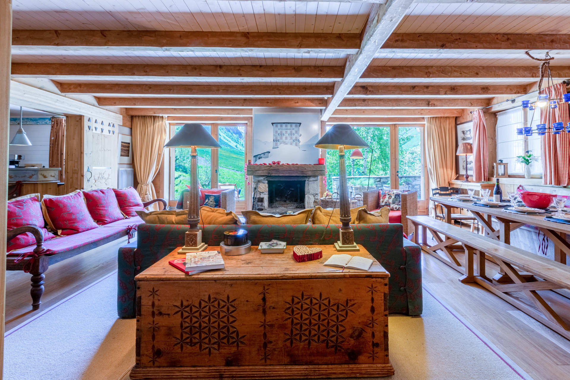 _lv_images__lot_0002340270_03_1454915