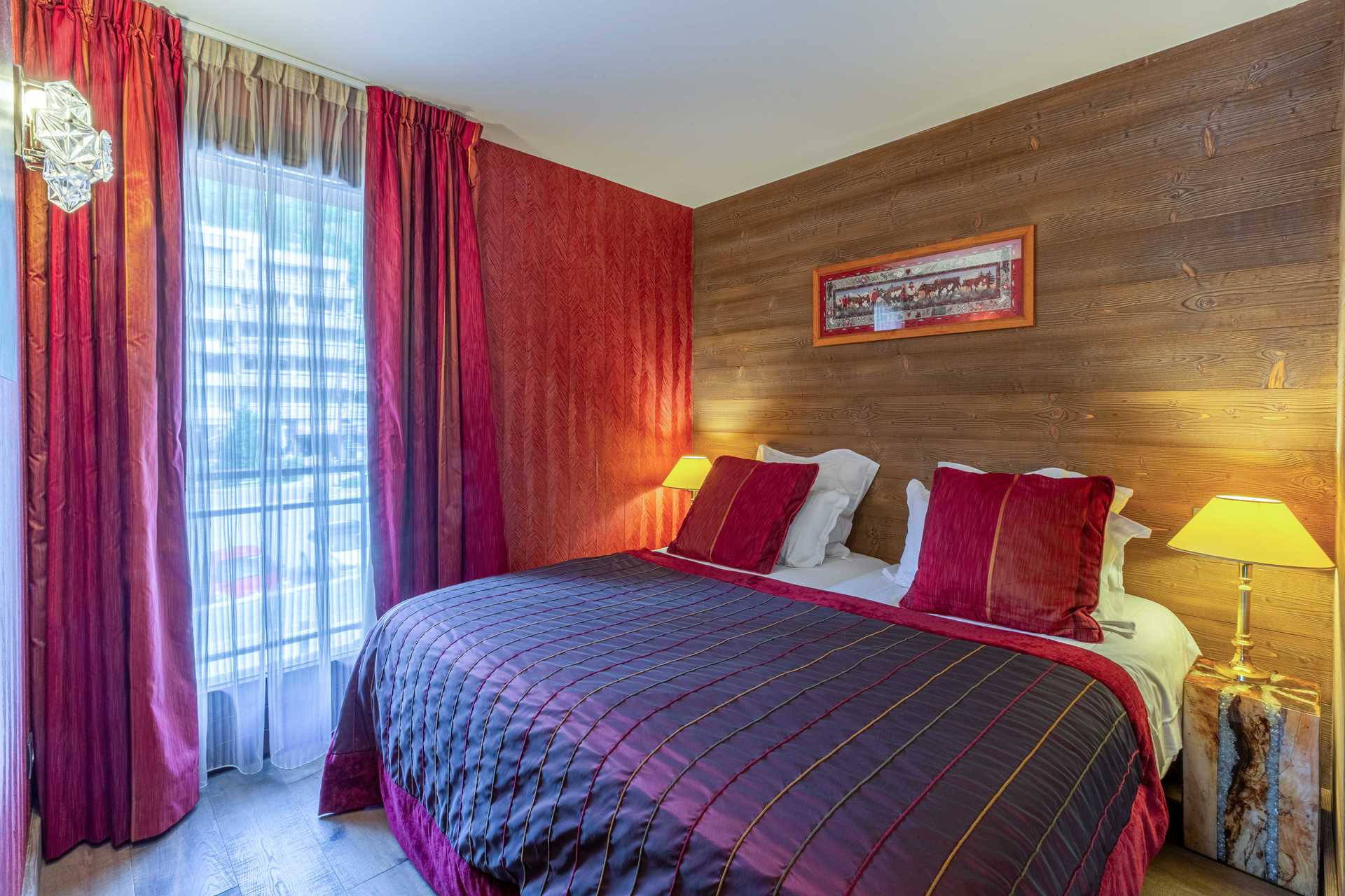 _lv_images__lot_0002340273_11_1457062