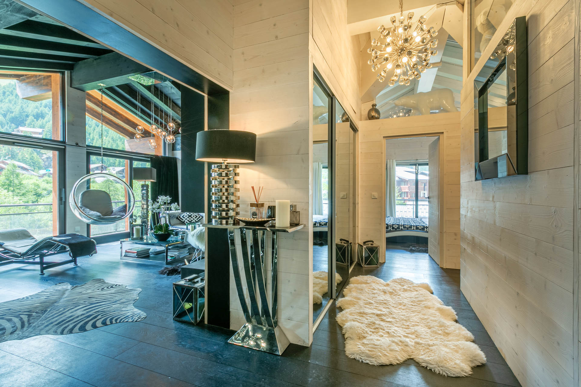 _lv_images__lot_0002340275_06_1455511