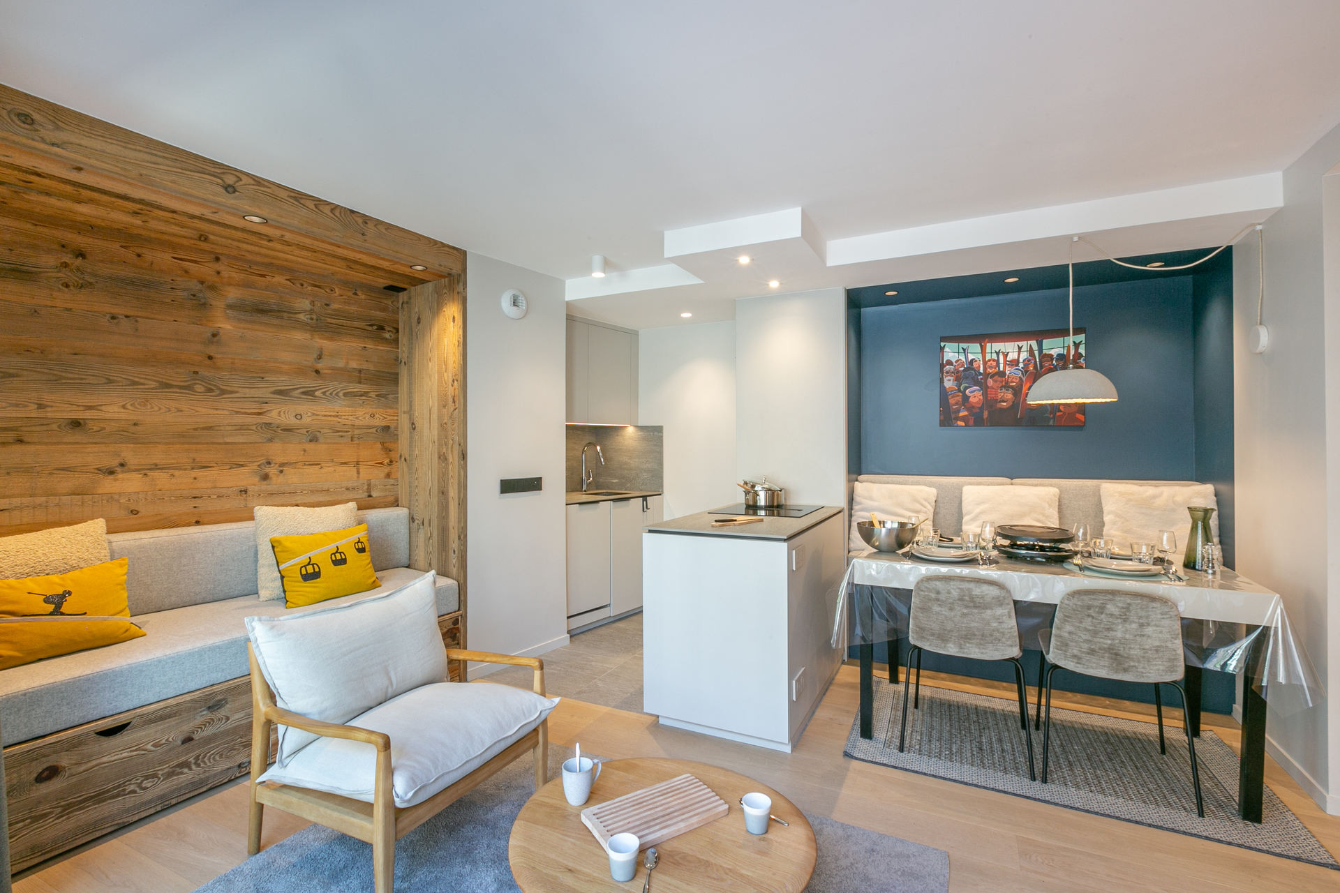 _lv_images__lot_0002340282_01_1458092