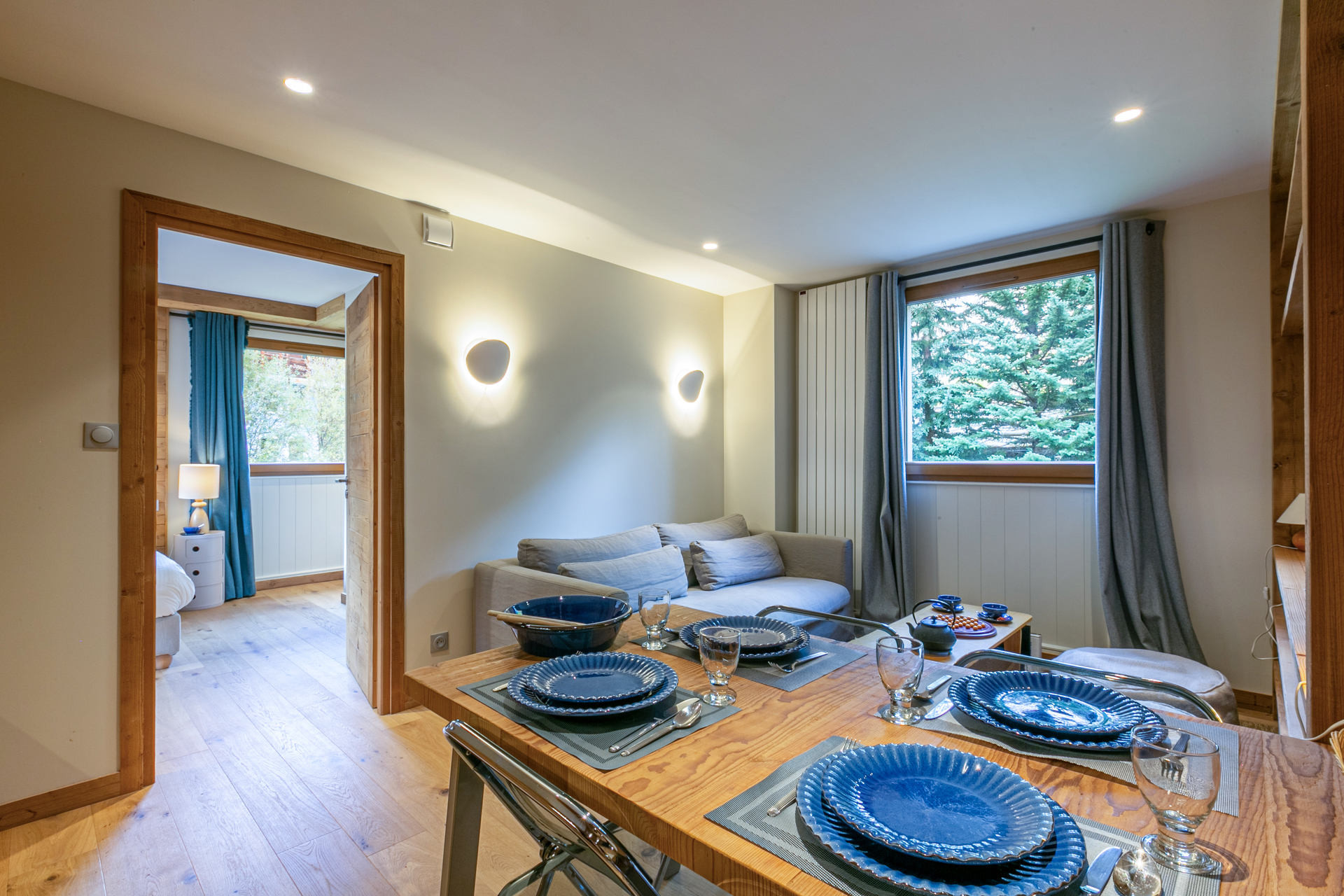 _lv_images__lot_0002340285_03_1457921