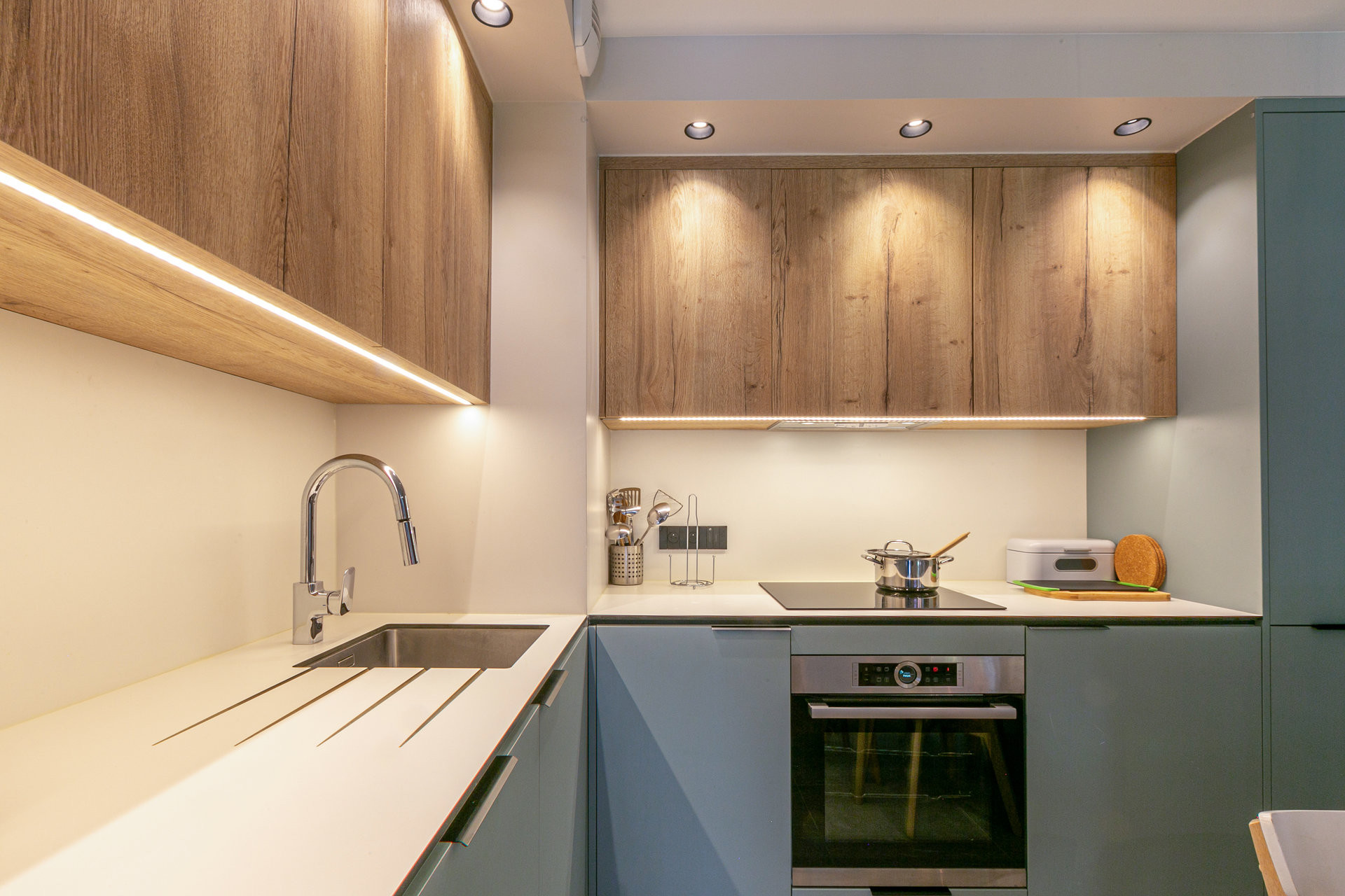 _lv_images__lot_0002340287_06_1457531