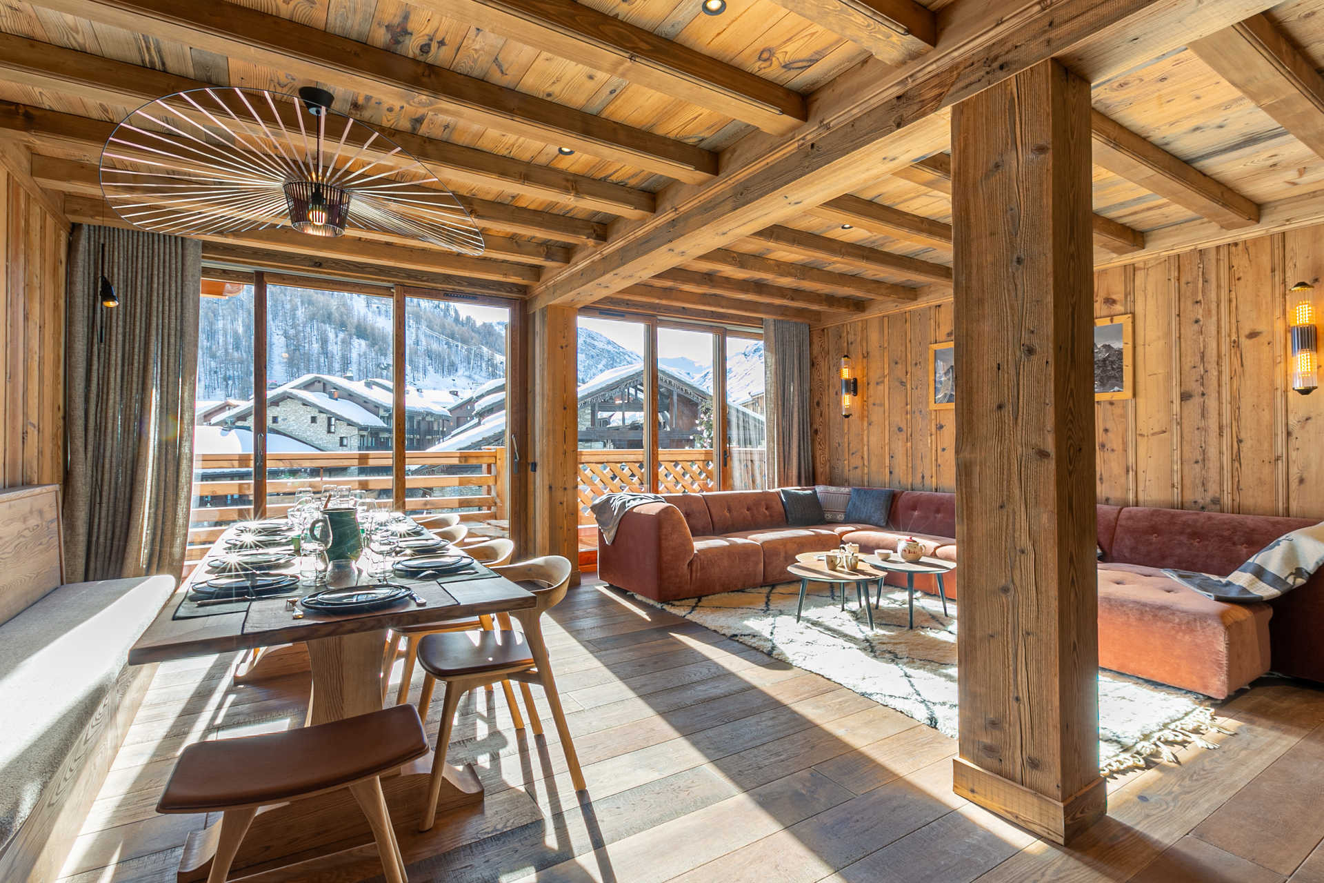 _lv_images__lot_0002340303_01_1454470