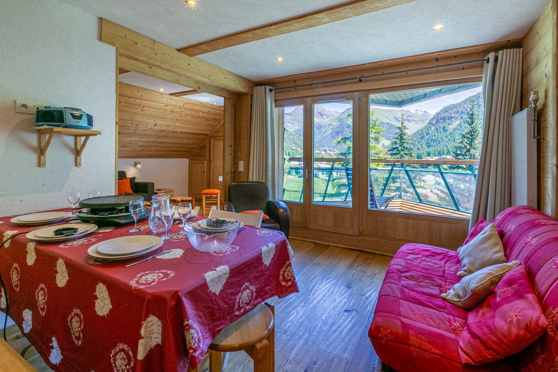 _lv_images__lot_0002340311_06_1455041