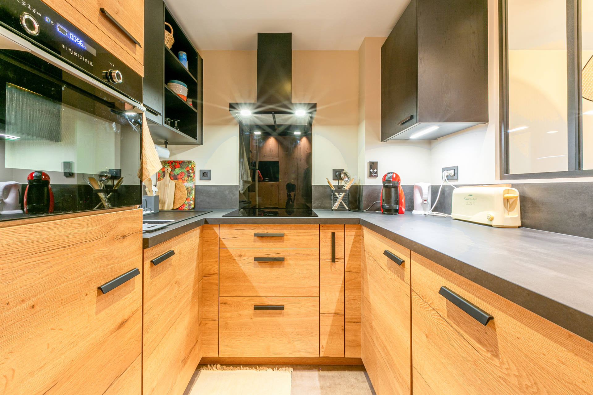 _lv_images__lot_0002340316_06_1456184