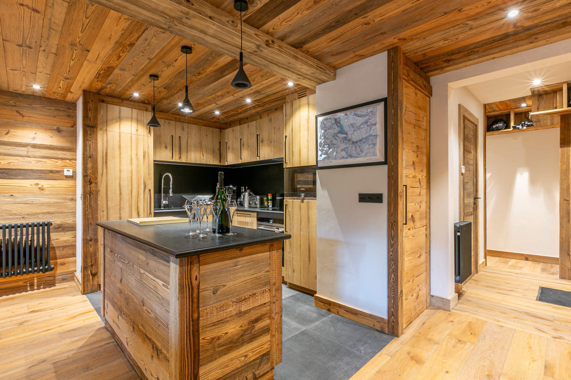 _lv_images__lot_0002340318_07_1456613