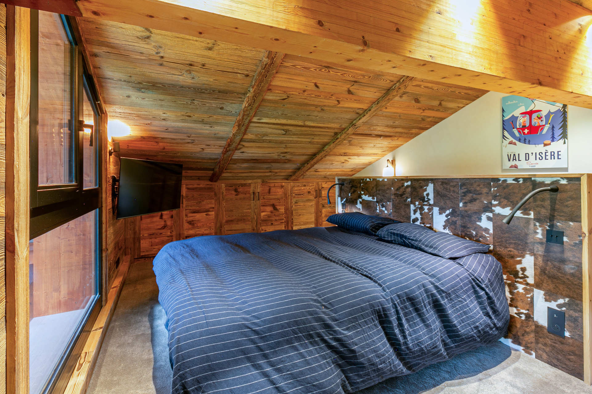 _lv_images__lot_0002340318_11_1456617