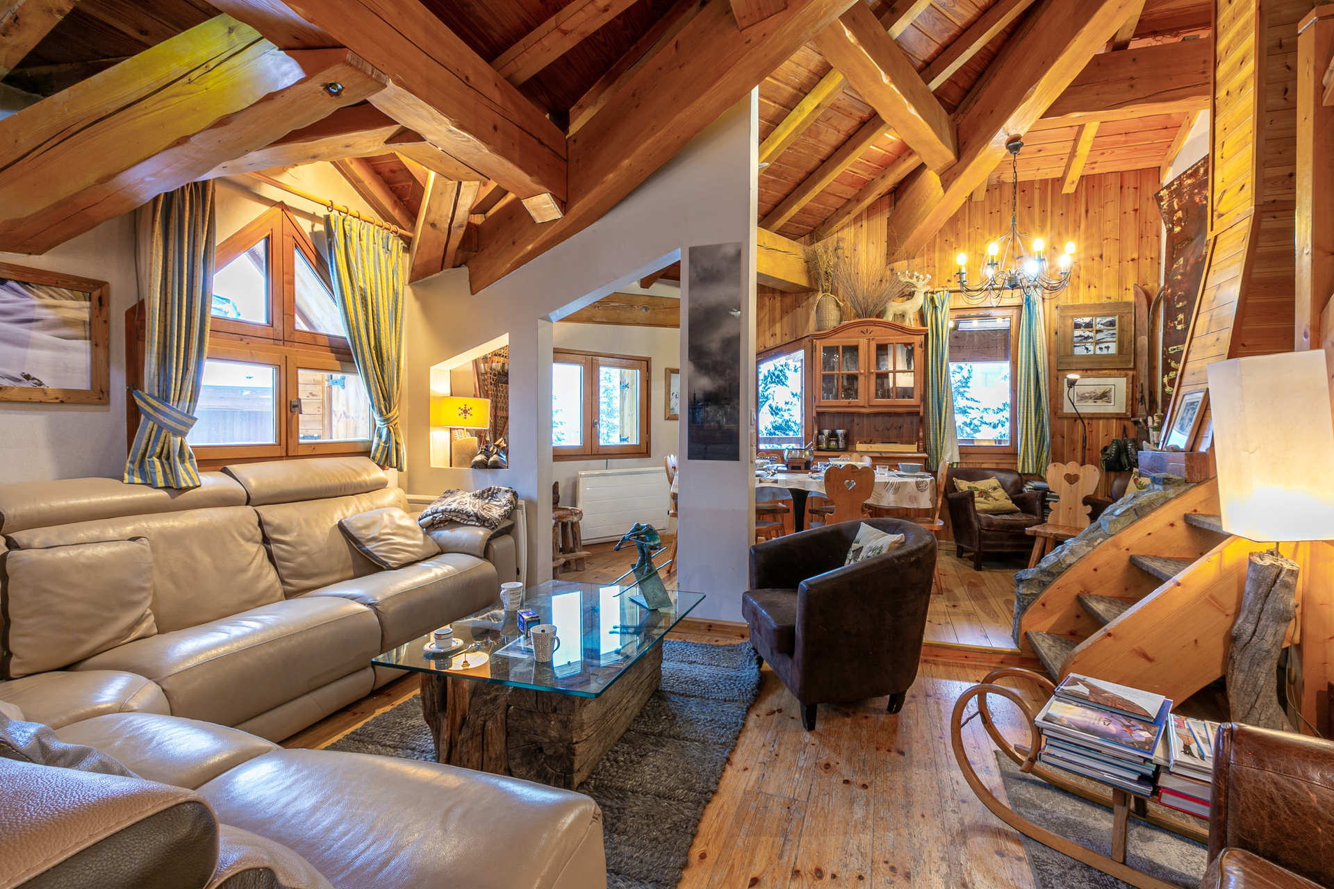 _lv_images__lot_0002340320_04_1456626