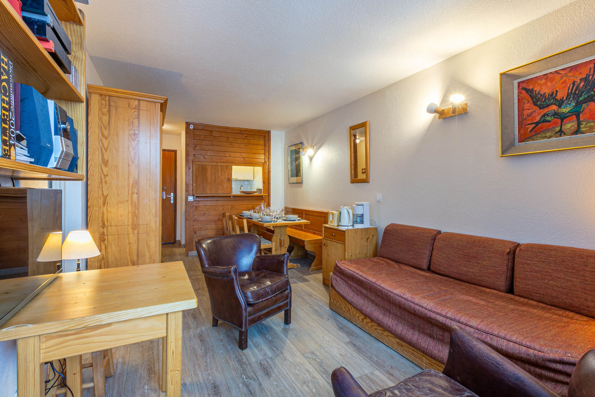 _lv_images__lot_0002340321_03_1456135