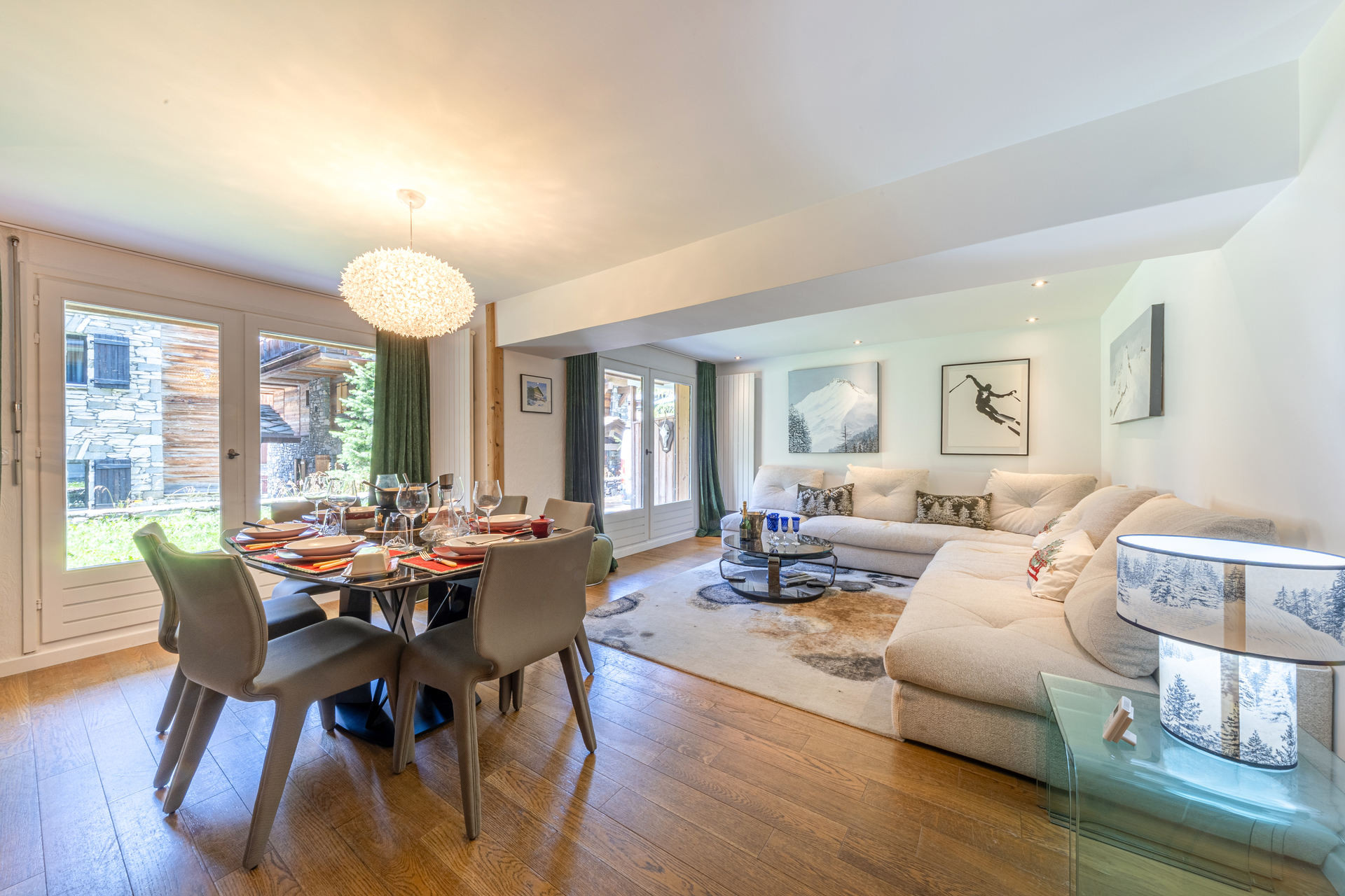 _lv_images__lot_0002340323_03_1454646