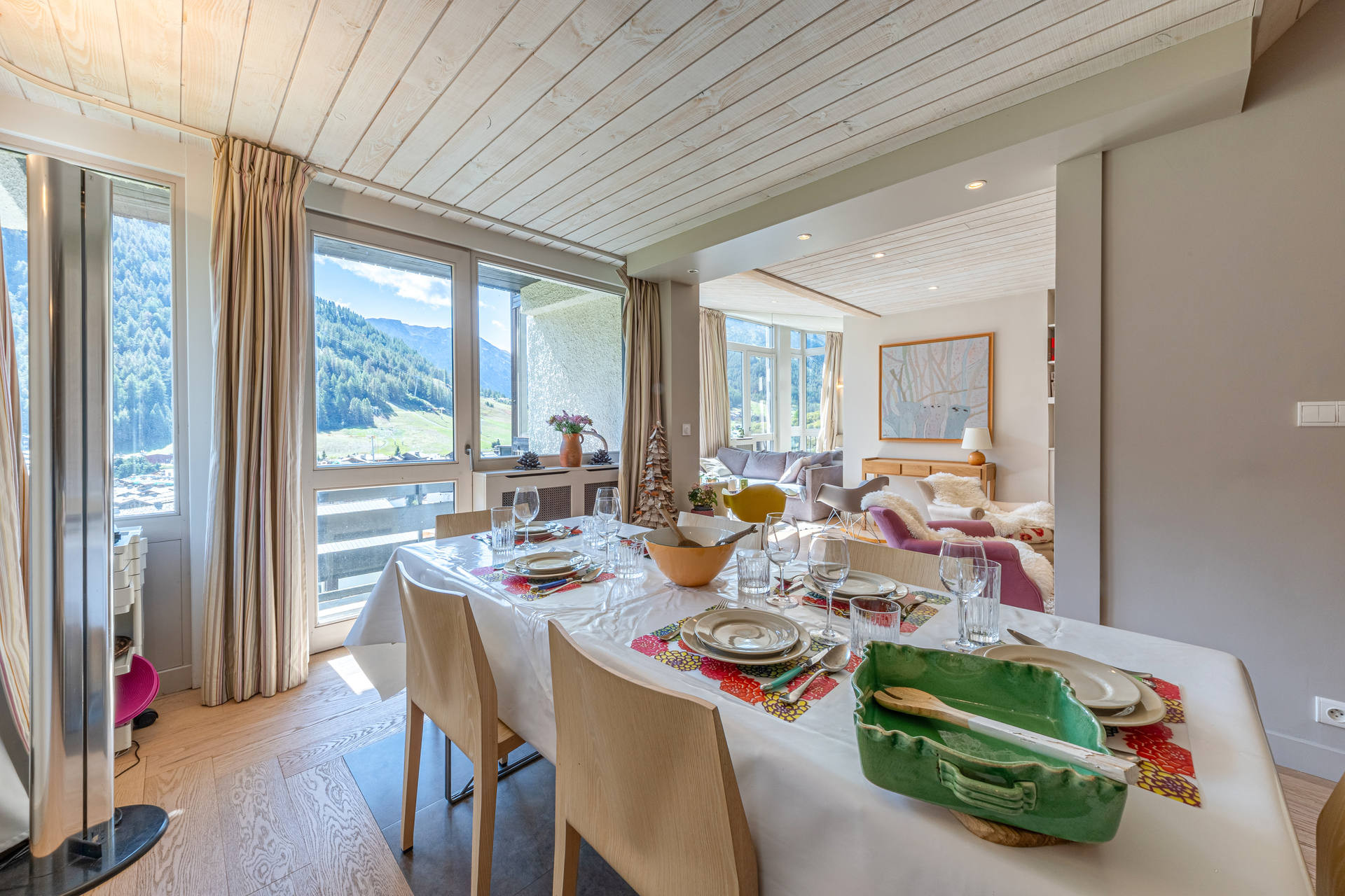 _lv_images__lot_0002340346_06_1454870