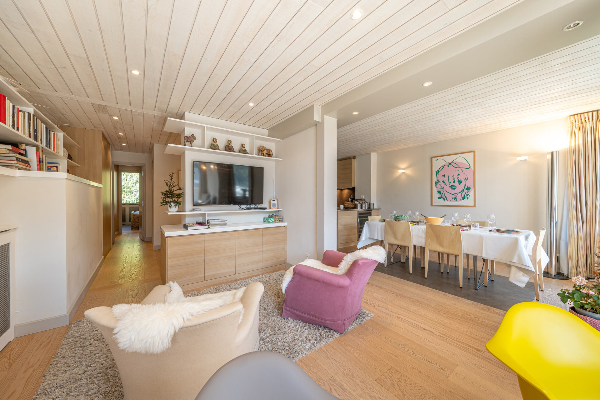 _lv_images__lot_0002340346_09_1454873