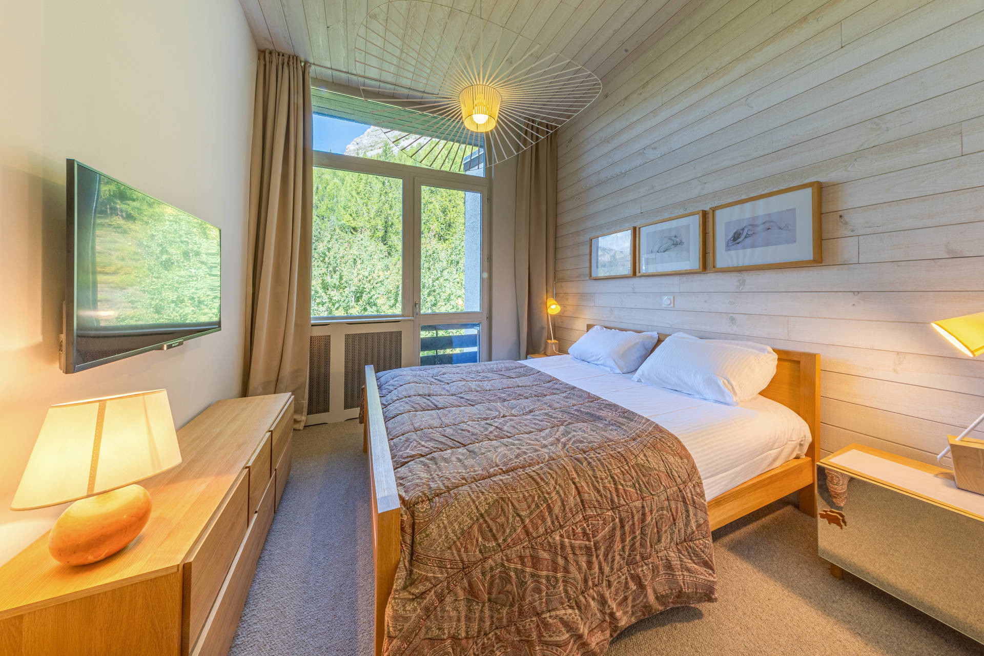 _lv_images__lot_0002340346_11_1454875