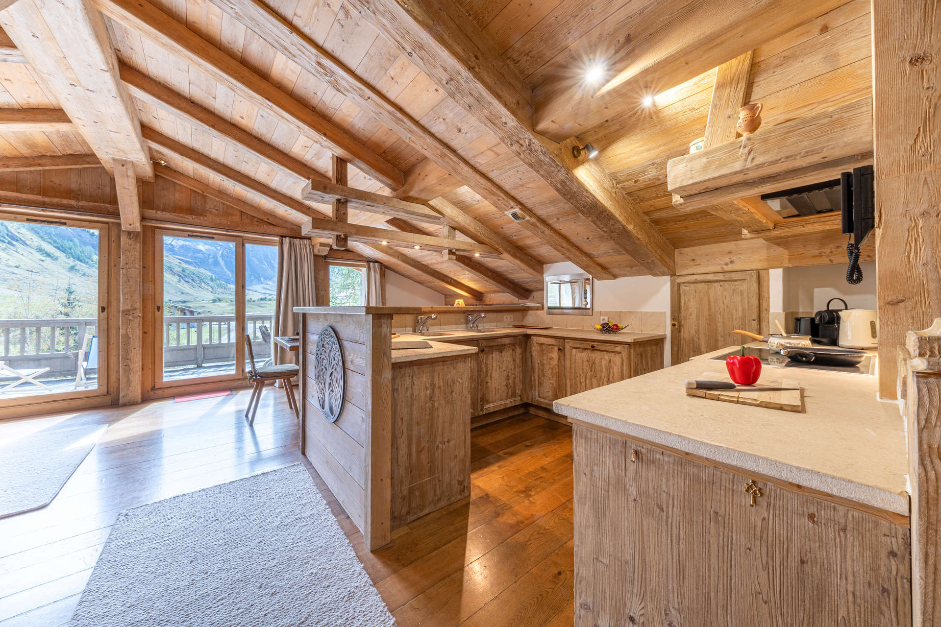 _lv_images__lot_0002340348_07_1454791