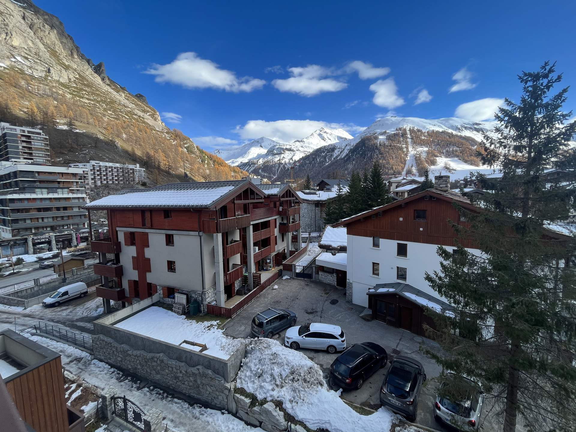 _lv_images__lot_0002340353_15_1456298