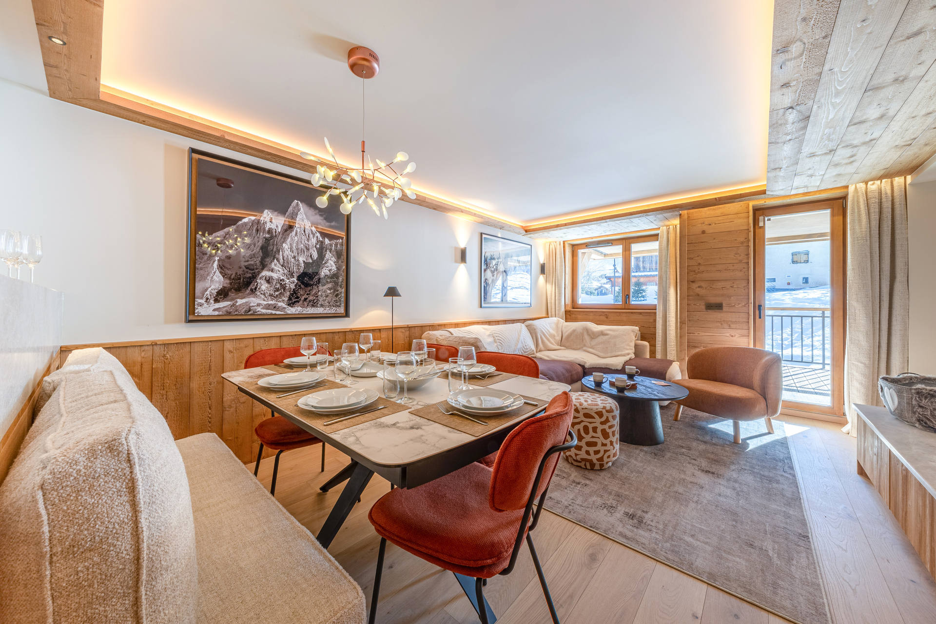 _lv_images__lot_0002340358_01_1455475