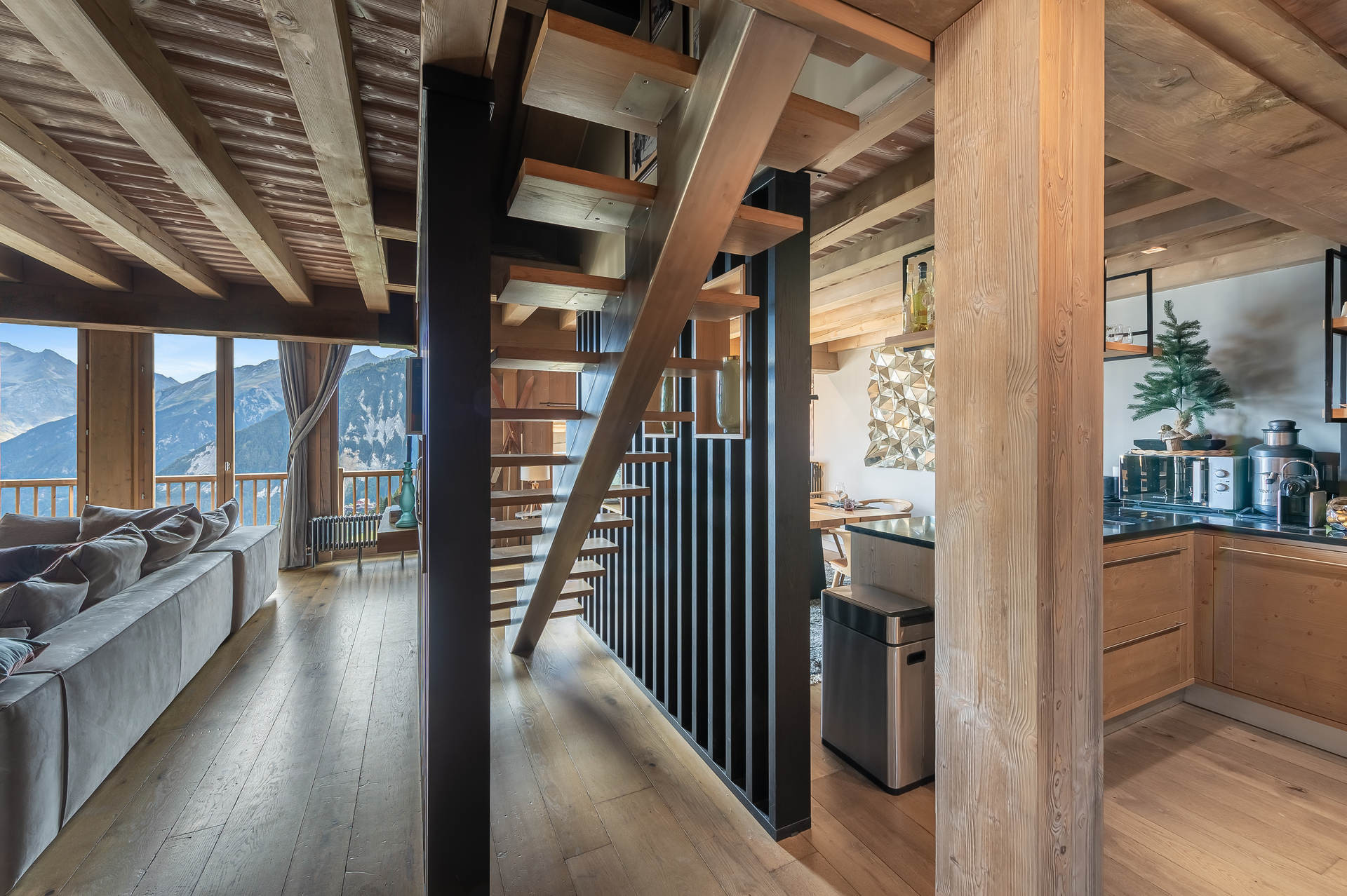 _lv_images__lot_0020010003_01_1448577