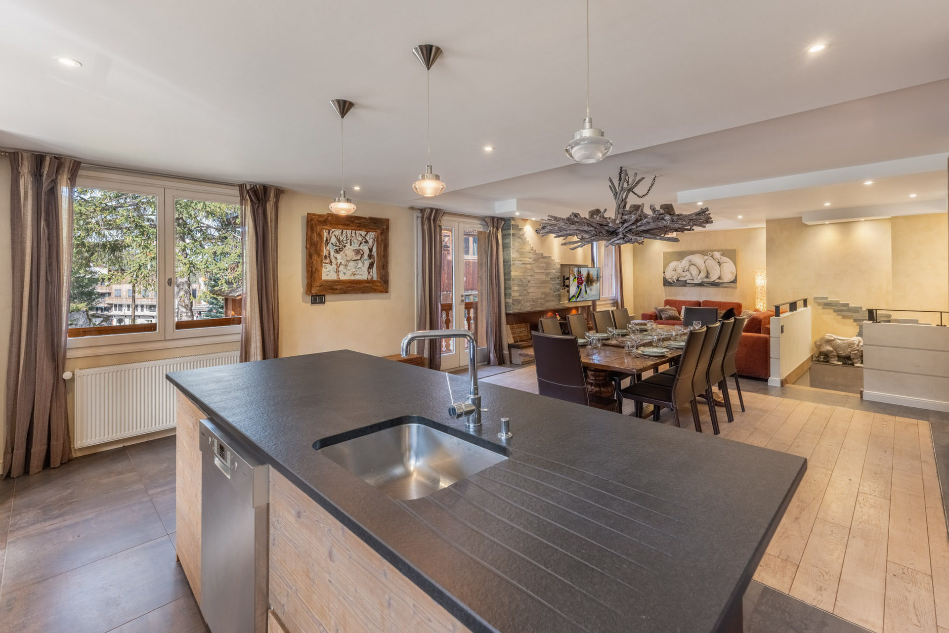 _lv_images__lot_0020470008_02_1448950