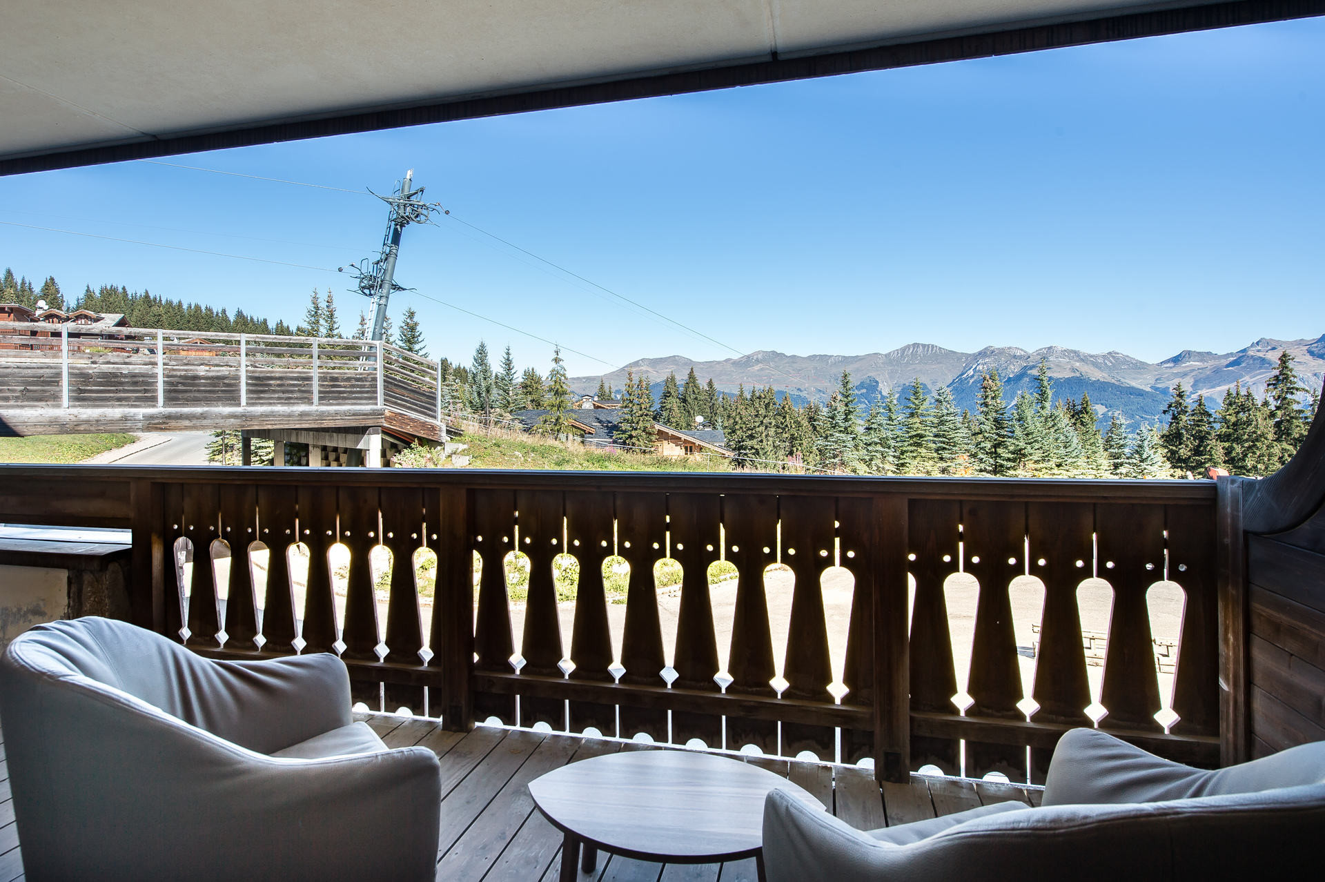 _lv_images__lot_0021080010_06_1449207