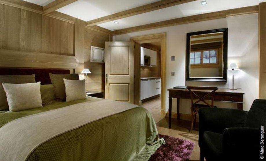 _lv_images__lot_0021180001_07_1448288