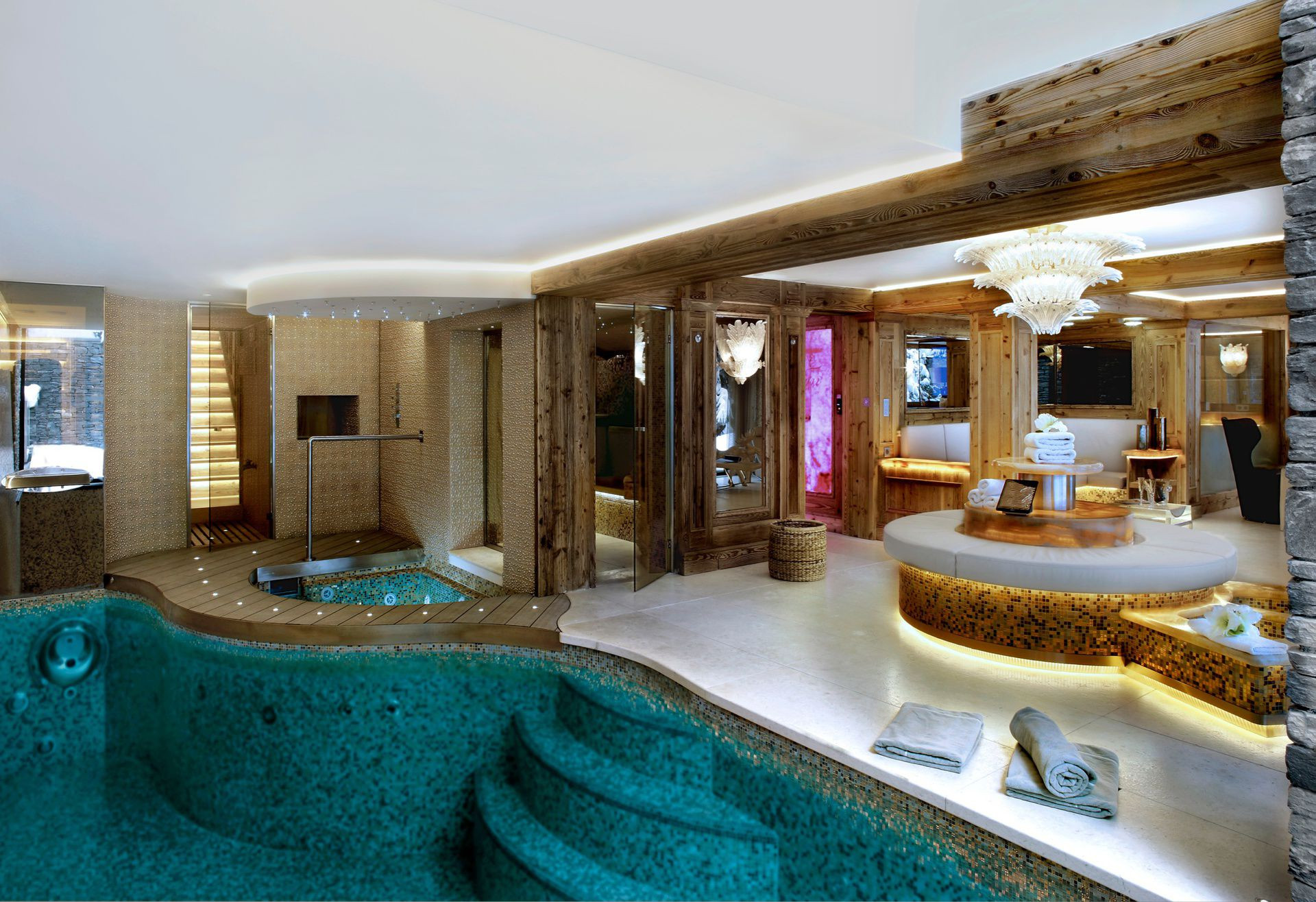 _lv_images__lot_0021350001_08_1448272