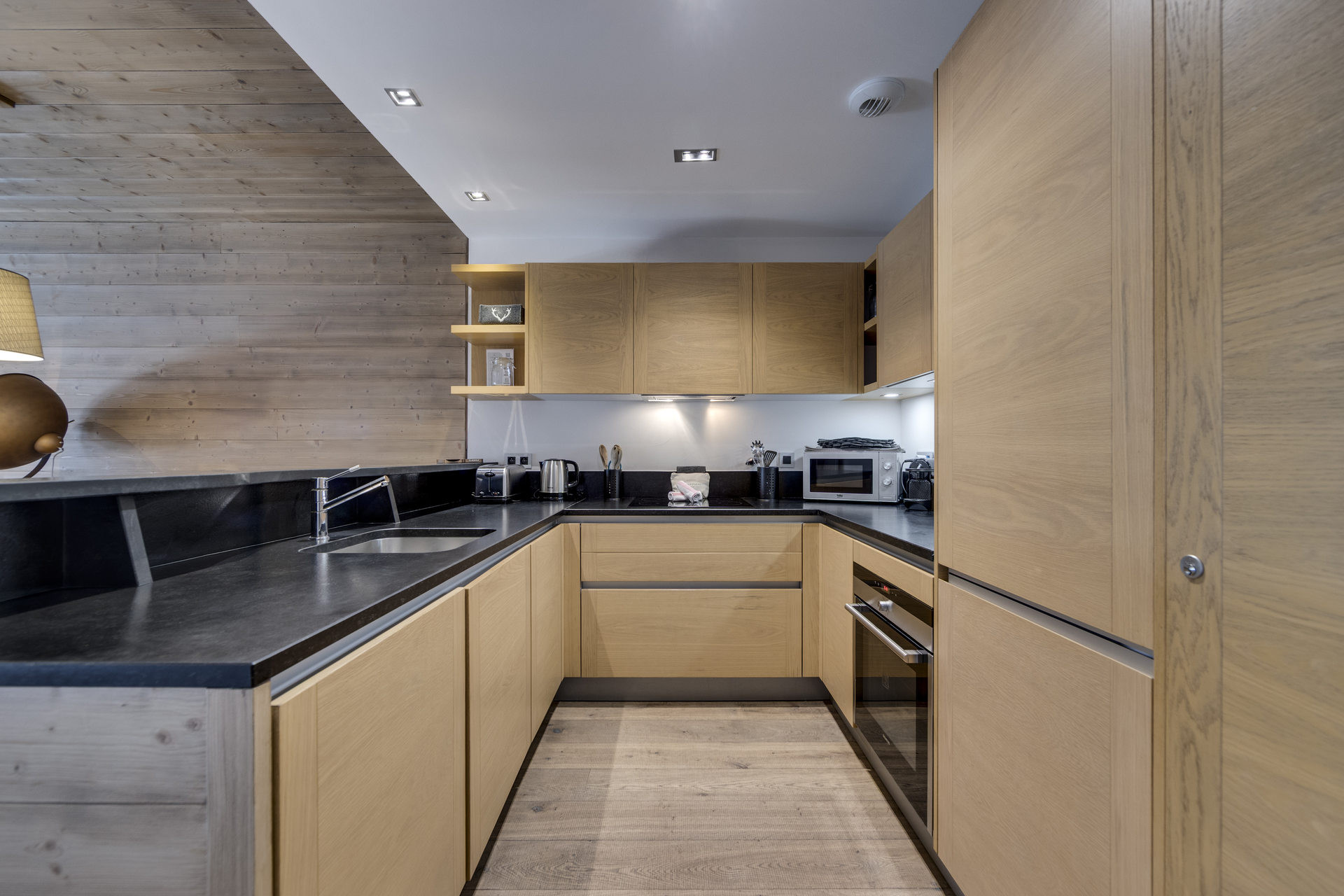 _lv_images__lot_0060420005_09_1446681