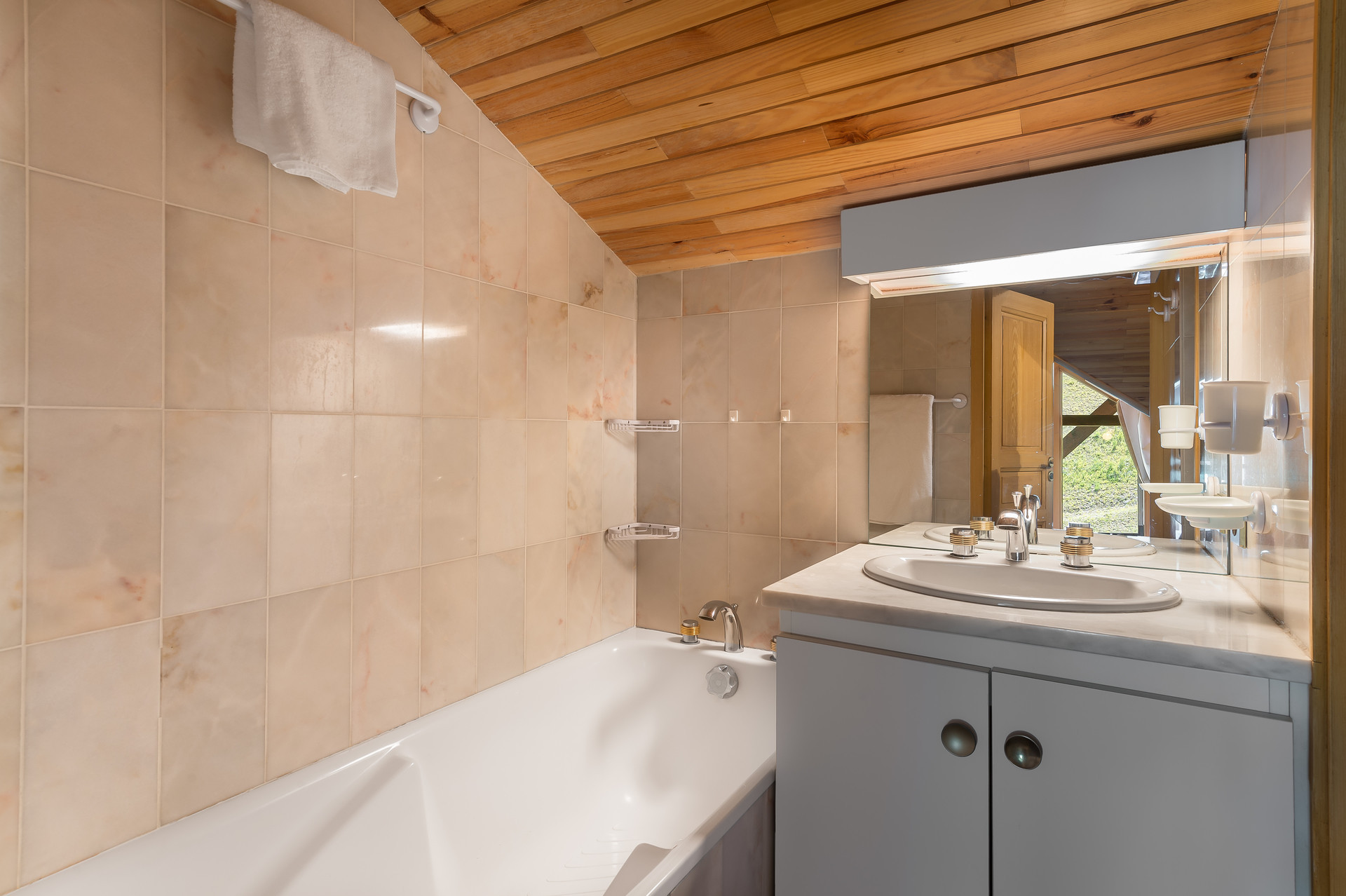 _lv_images__lot_0060510430_07_1448901 _lv_images__lot_0060510430_07_1448901