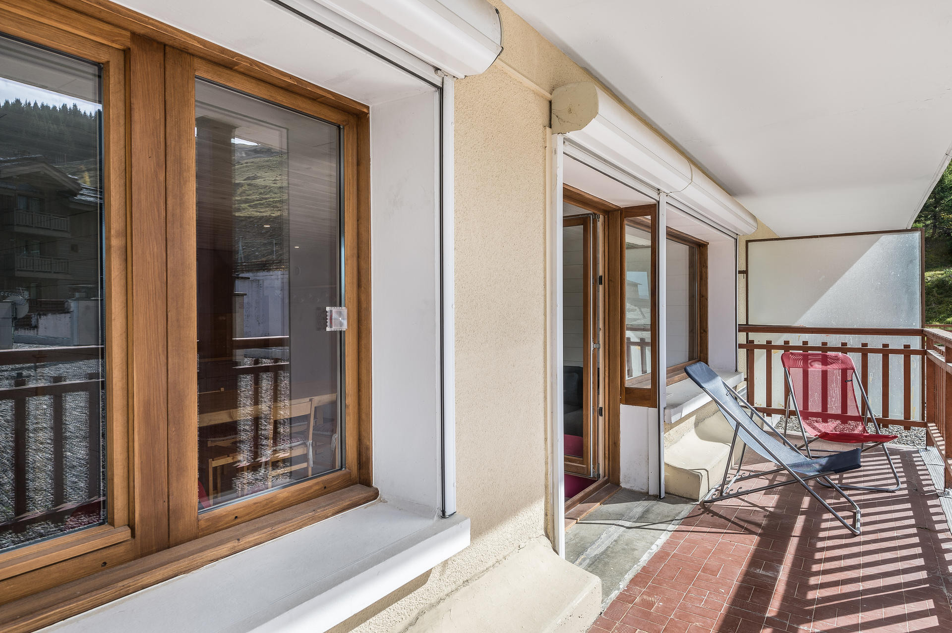 _lv_images__lot_0060510437_07_1445843