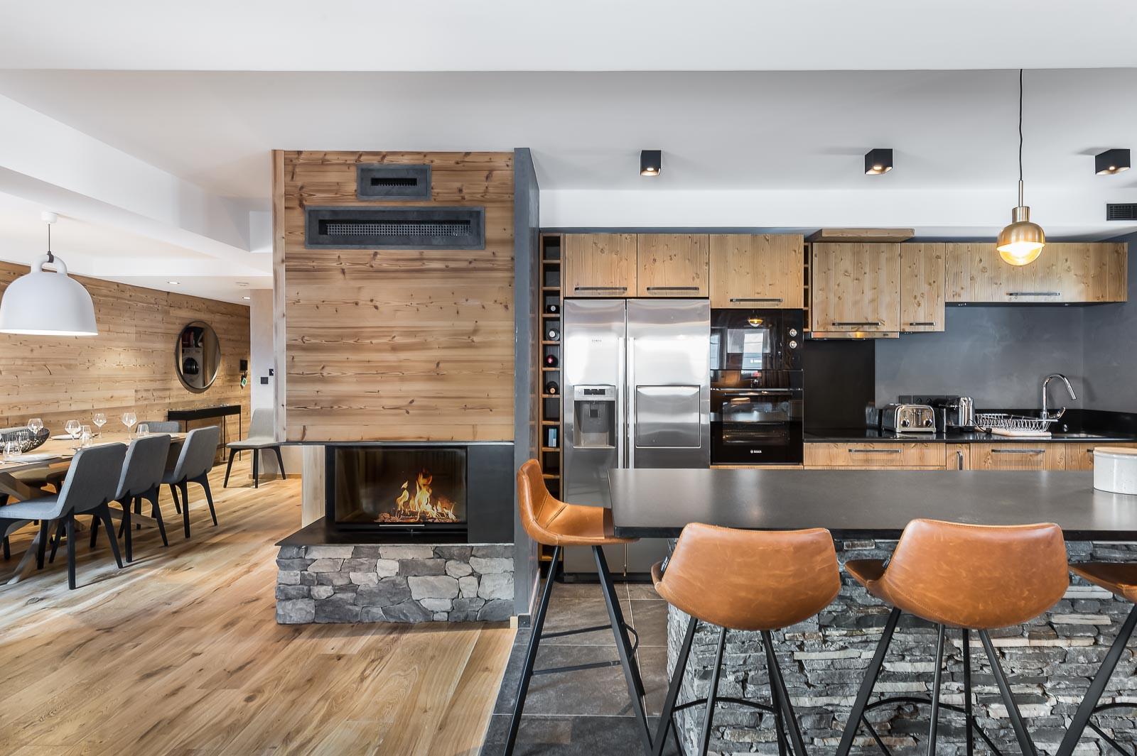 _lv_images__lot_0060510522_04_1446564