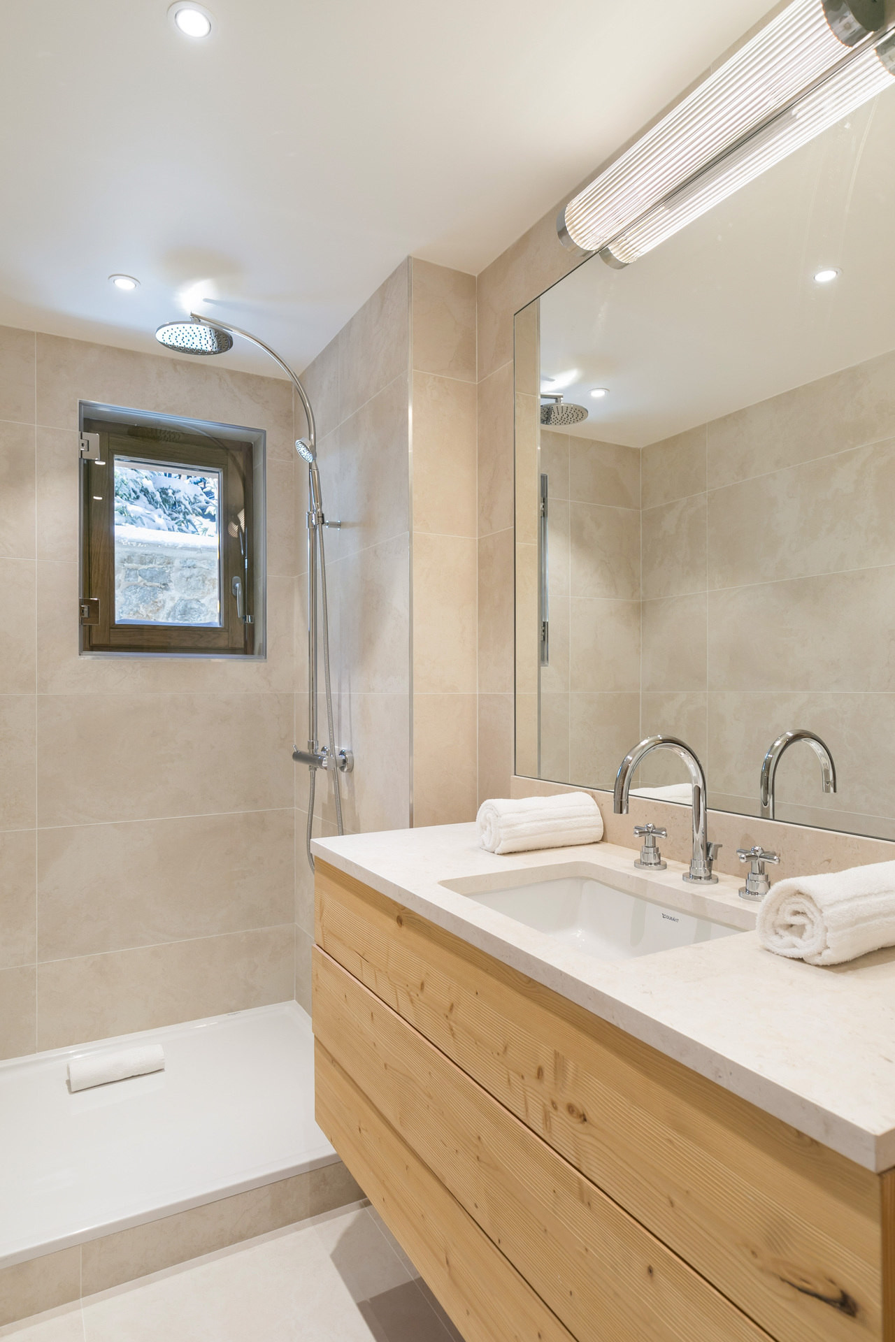 _lv_images__lot_0060510602_10_1448801